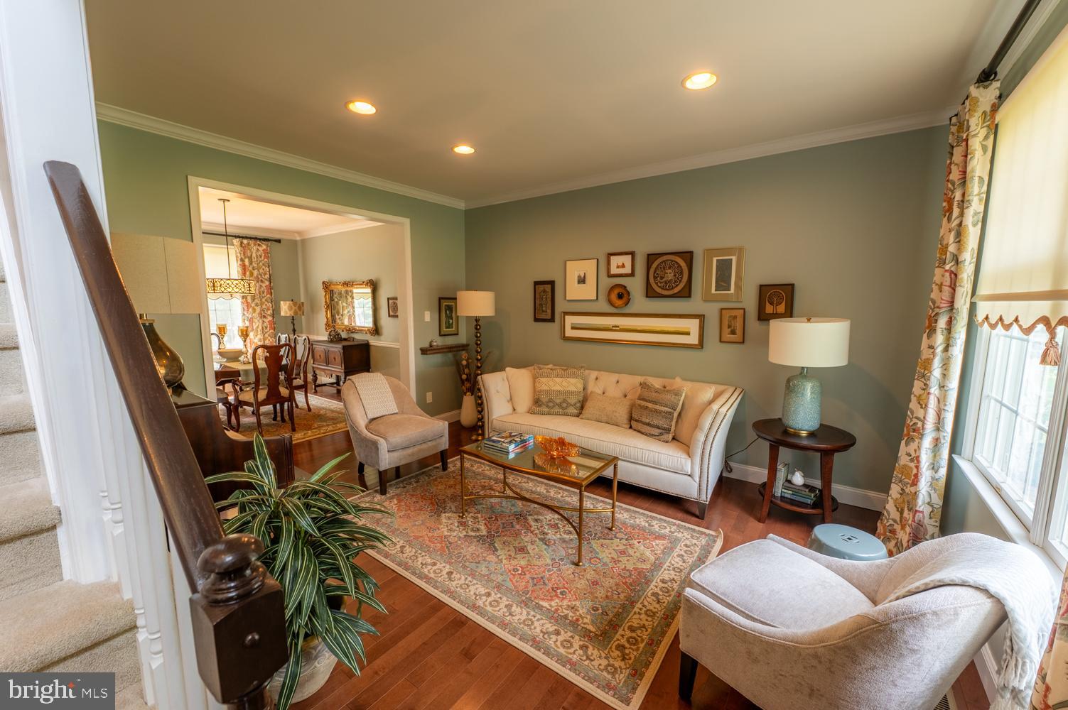 BRIDLE PATH WEST - Residential