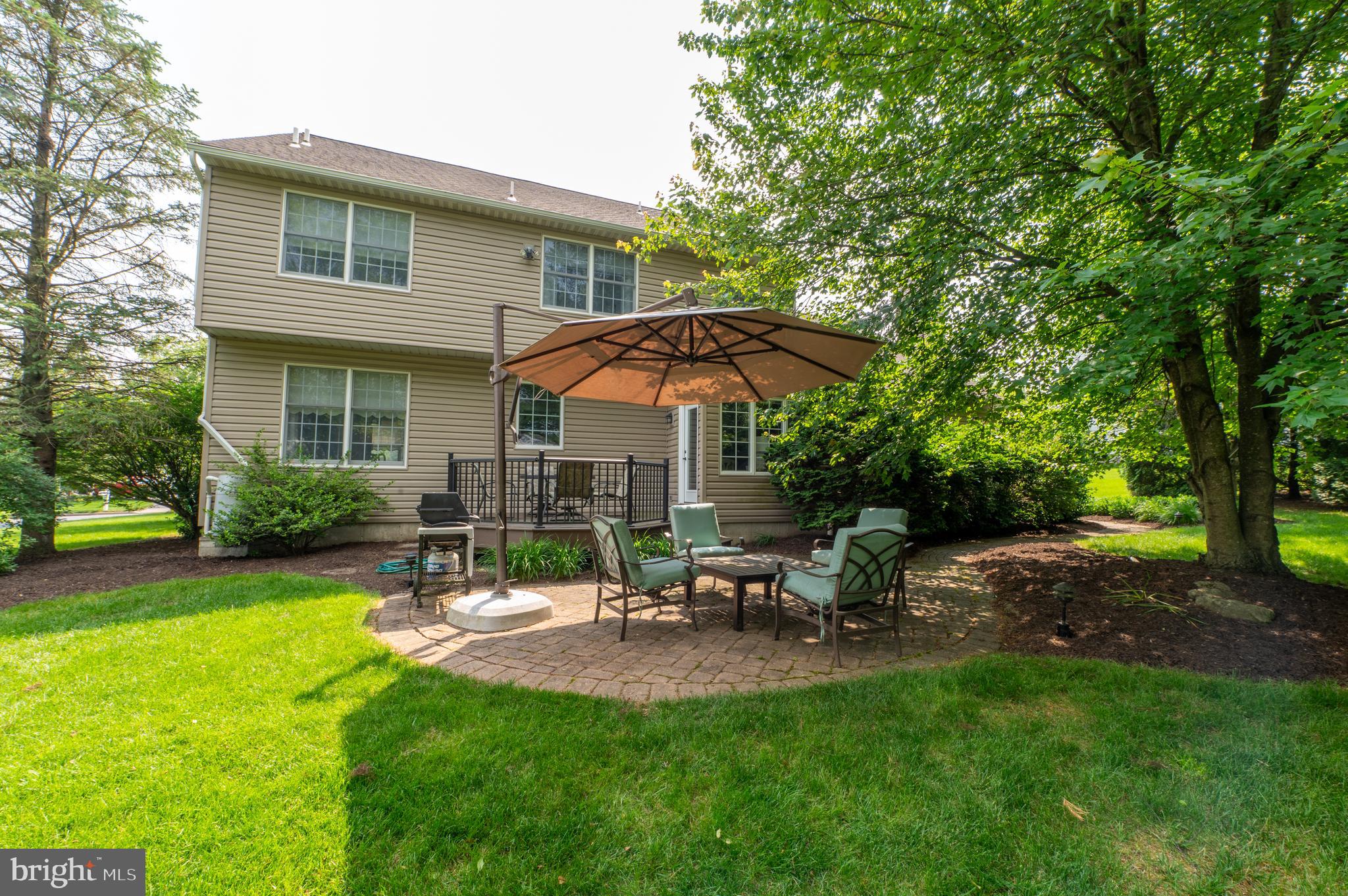BRIDLE PATH WEST - Residential