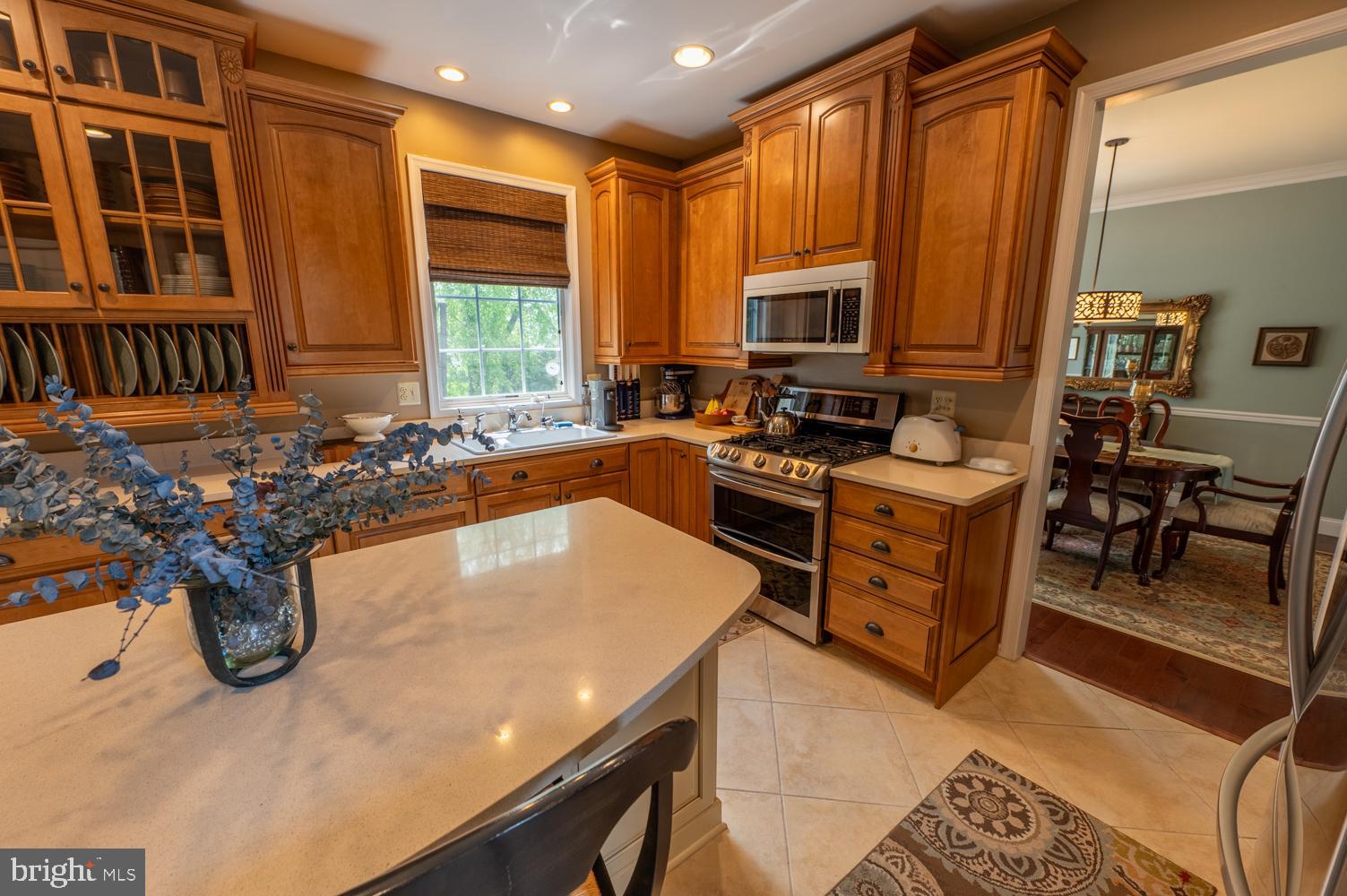 BRIDLE PATH WEST - Residential