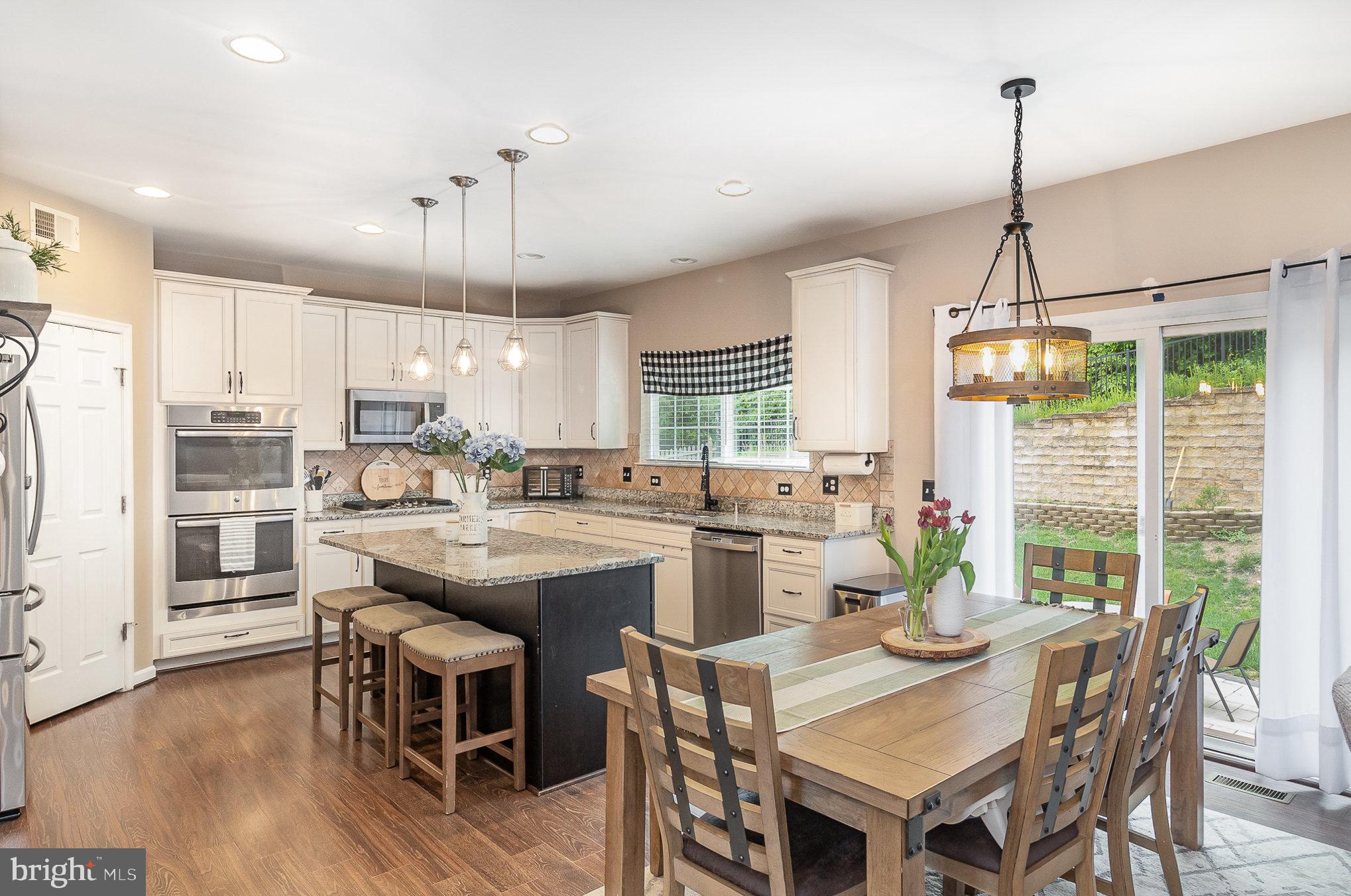 LEELAND STATION - Residential Lease