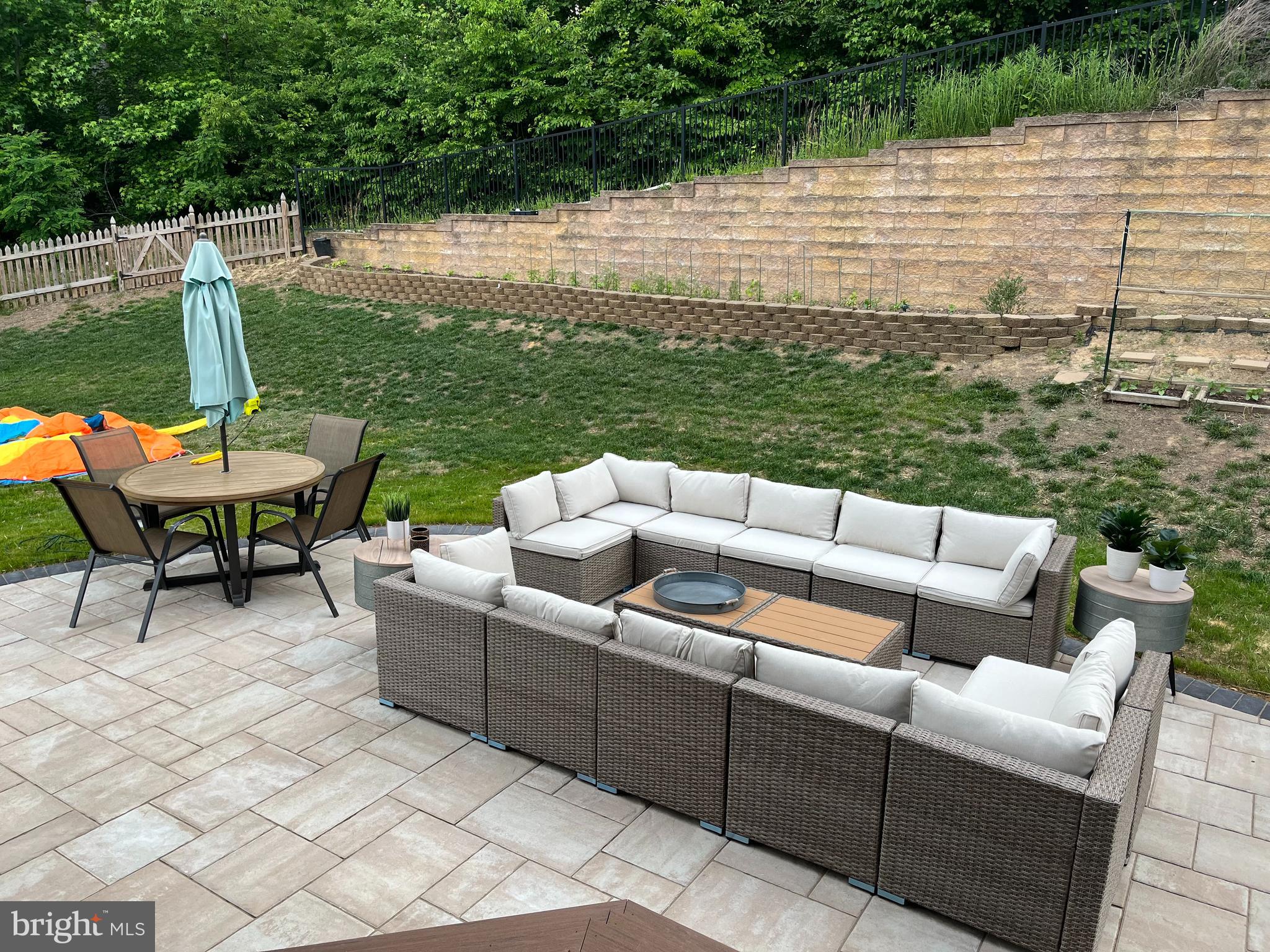 LEELAND STATION - Residential Lease