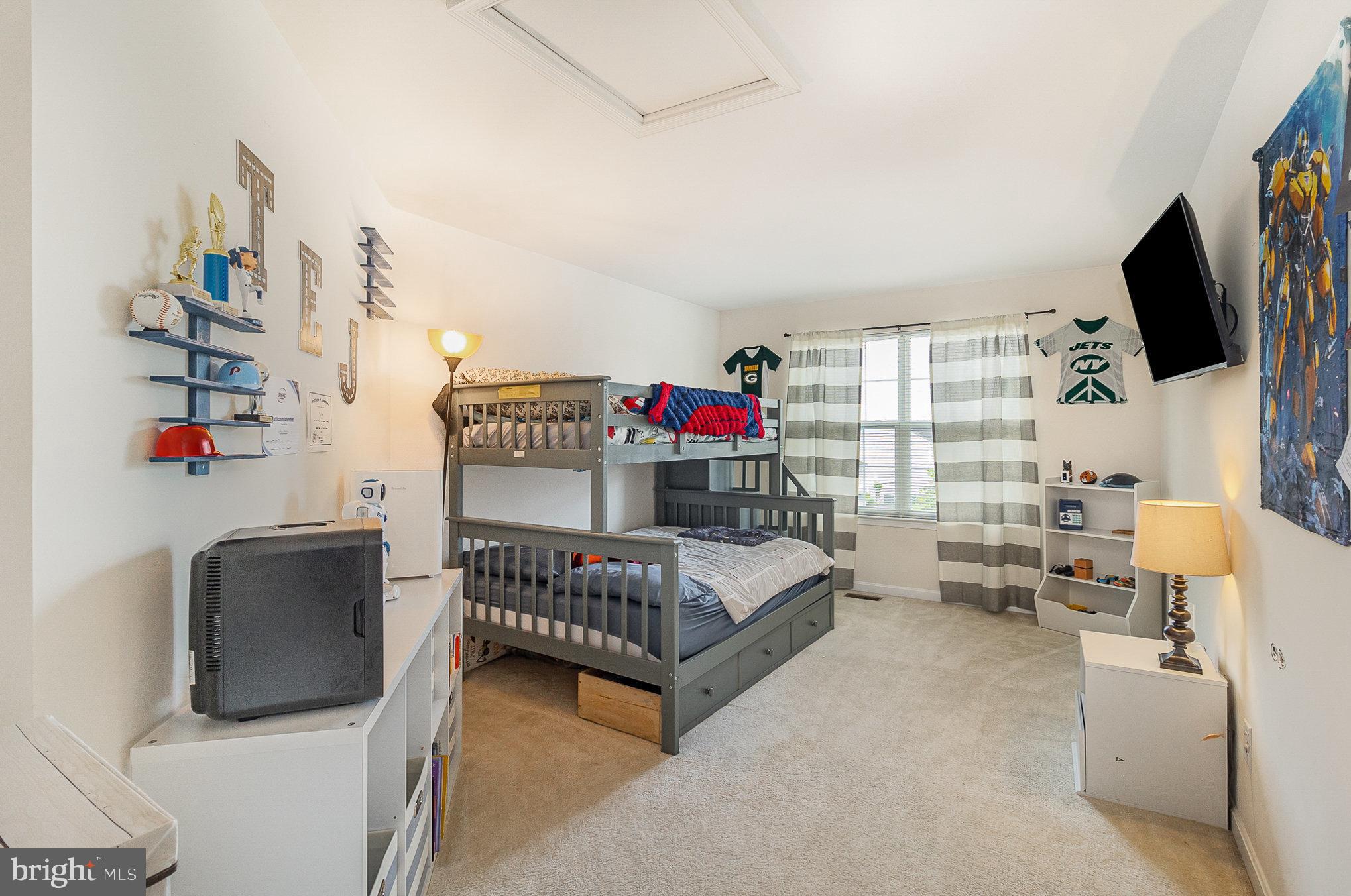 LEELAND STATION - Residential Lease