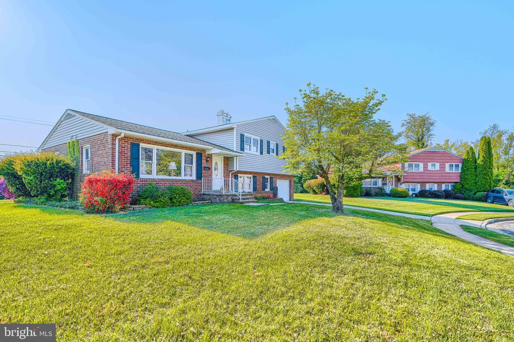 Photo of 815 Branford Circle, LUTHERVILLE TIMONIUM, MD 21093 (MLS # MDBC2160482)