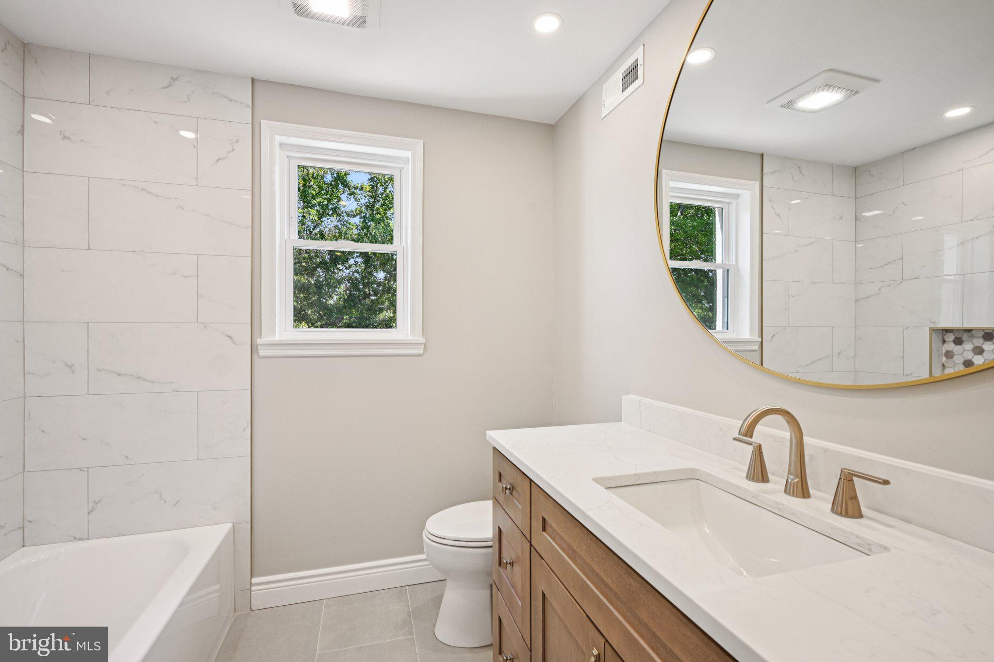 MAPLE GLEN - Residential