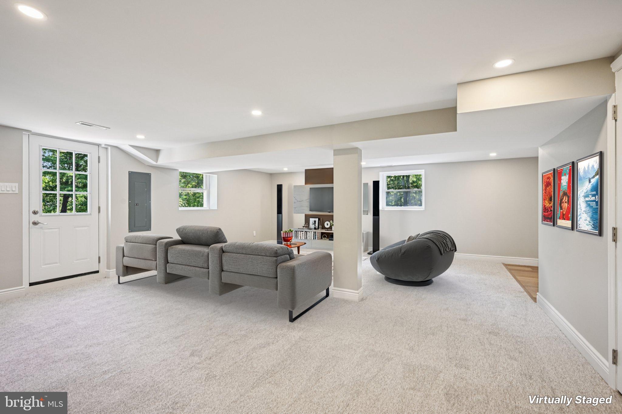 MAPLE GLEN - Residential