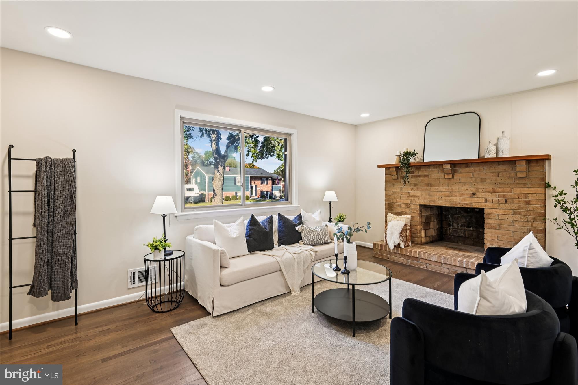 8259 SPRING KNOLL DRIVE