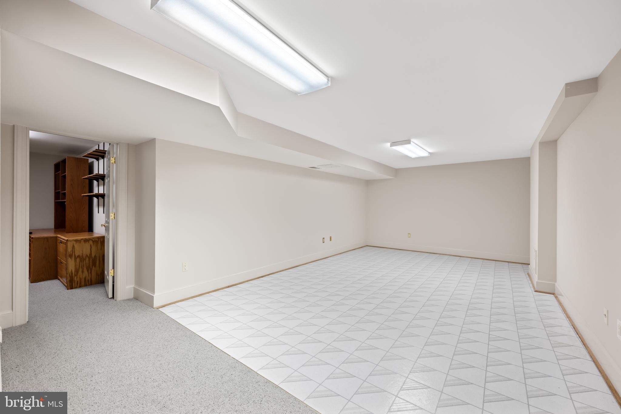 TIMBERLAWN - Residential