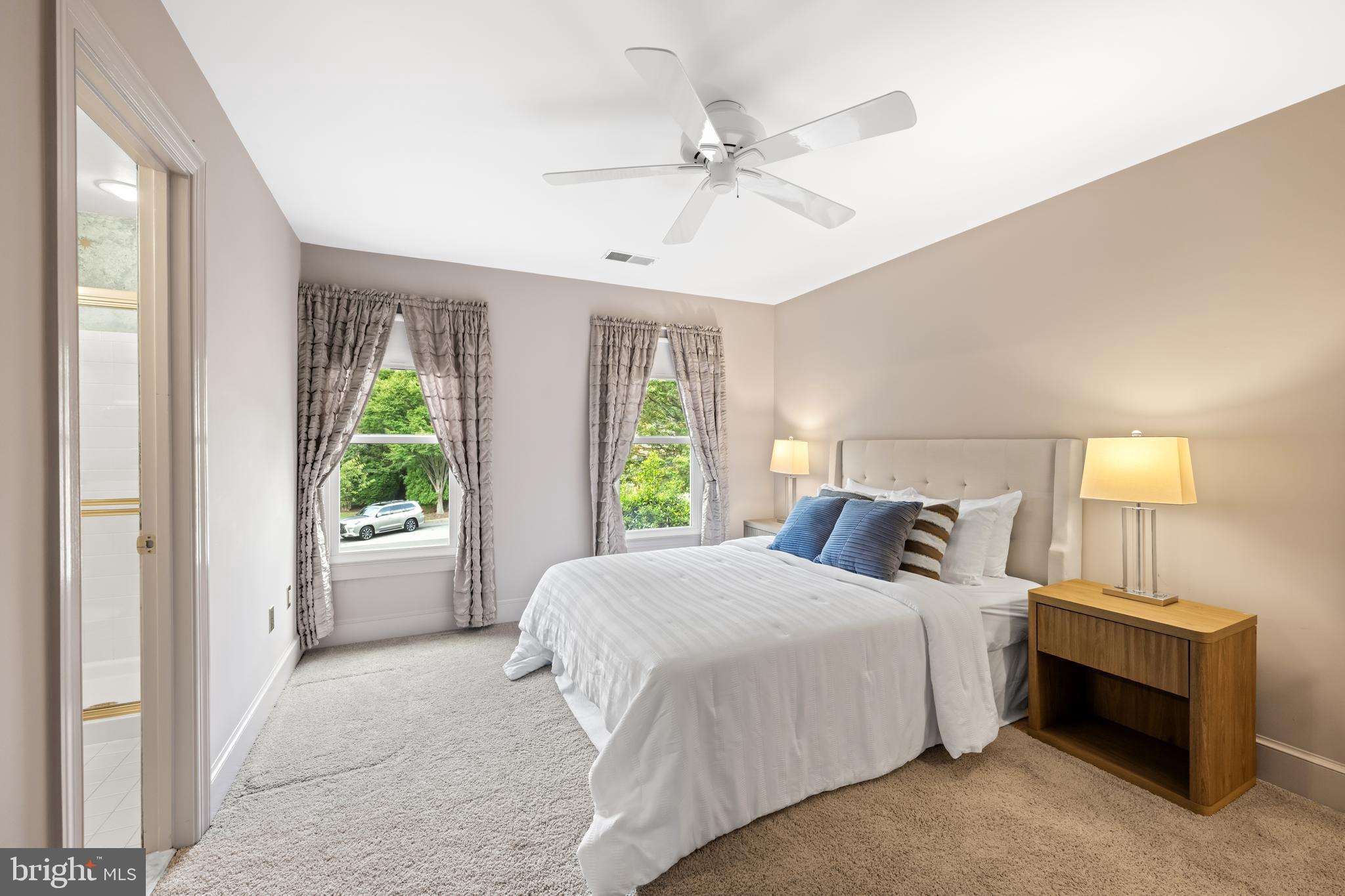 TIMBERLAWN - Residential