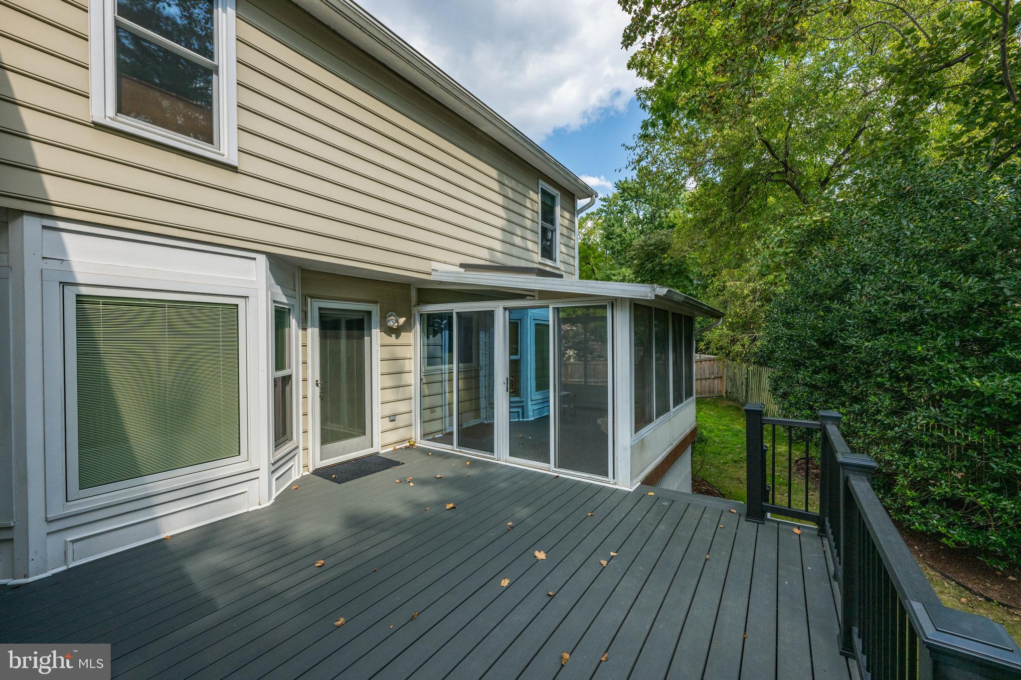 TIMBERLAWN - Residential