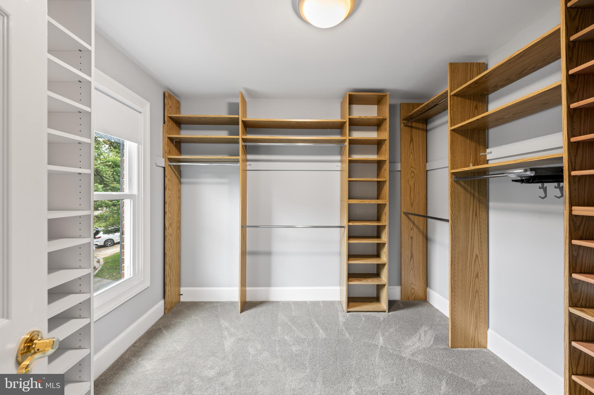 TIMBERLAWN - Residential