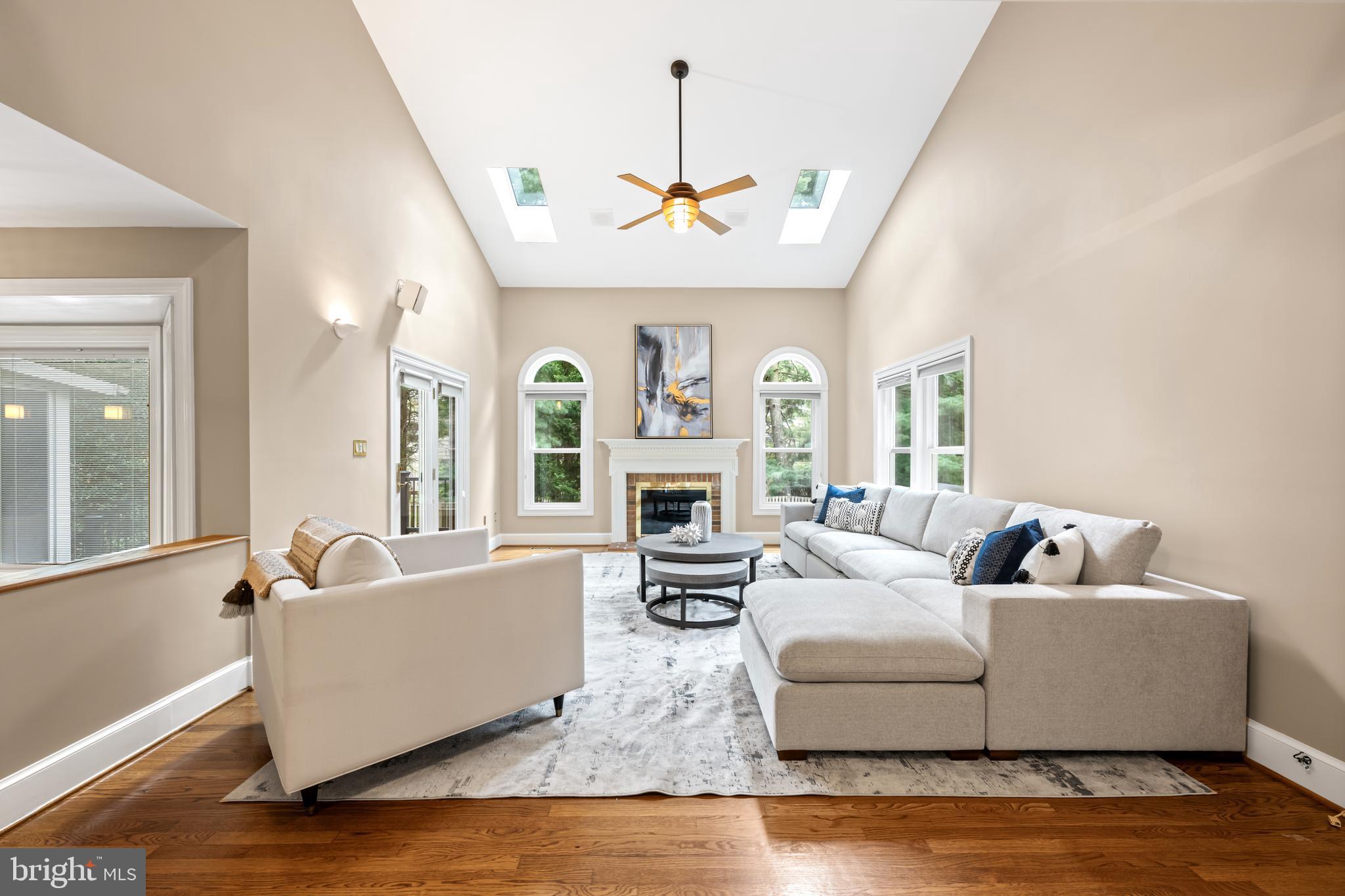 TIMBERLAWN - Residential