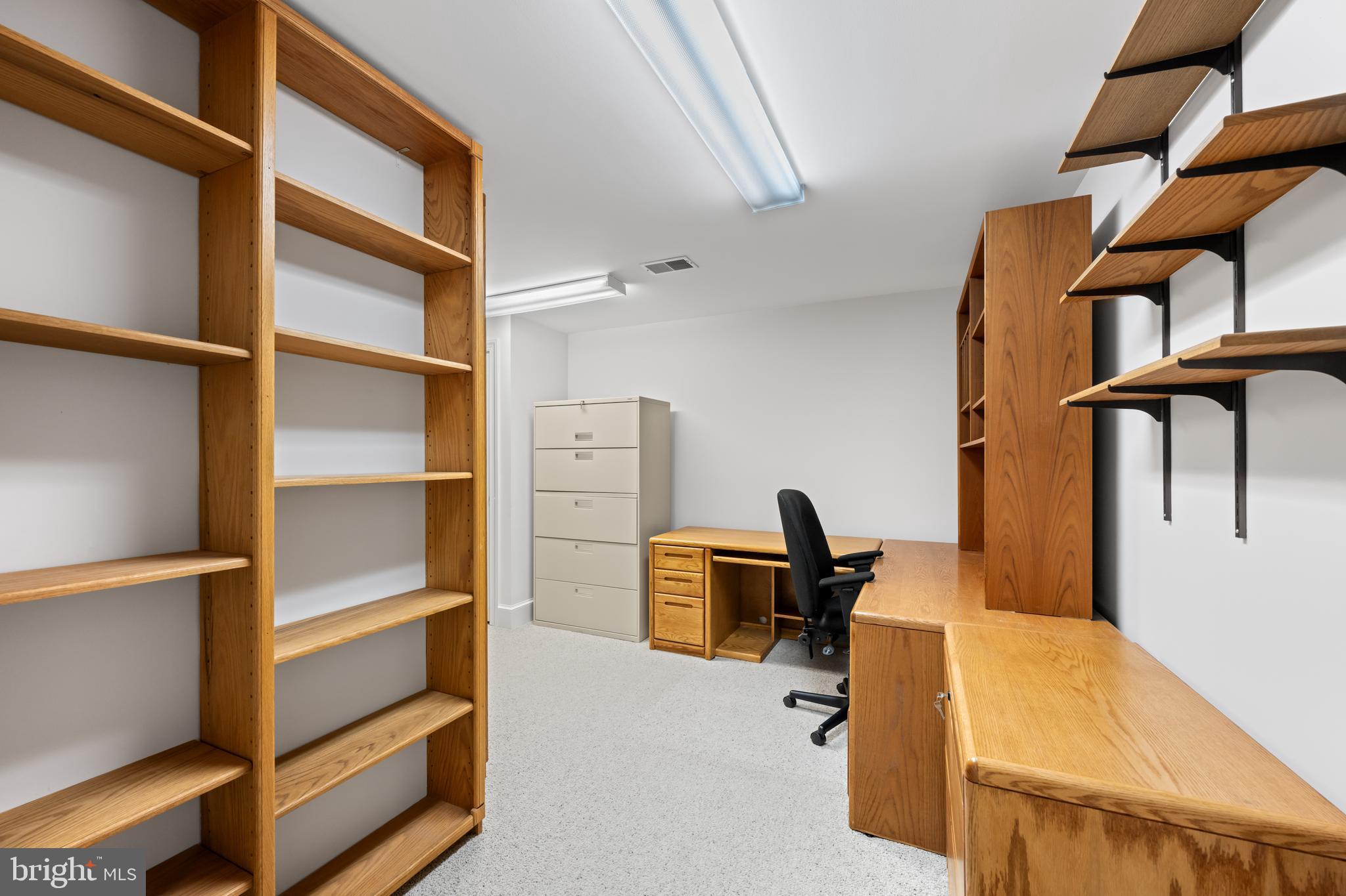 TIMBERLAWN - Residential