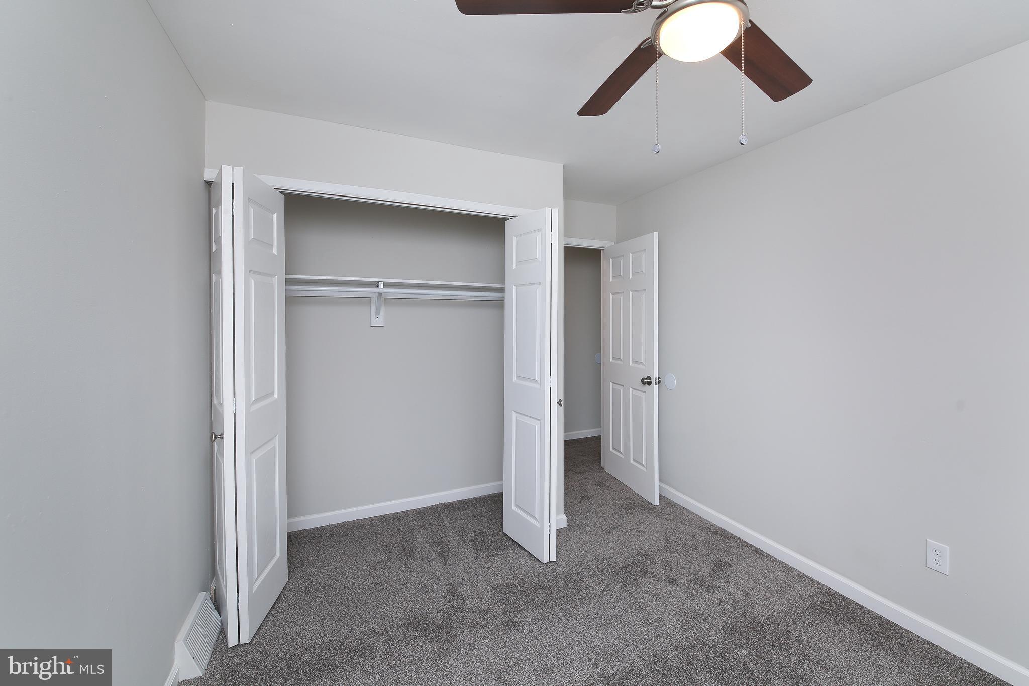 SANDY RIDGE TWINS - Residential Lease