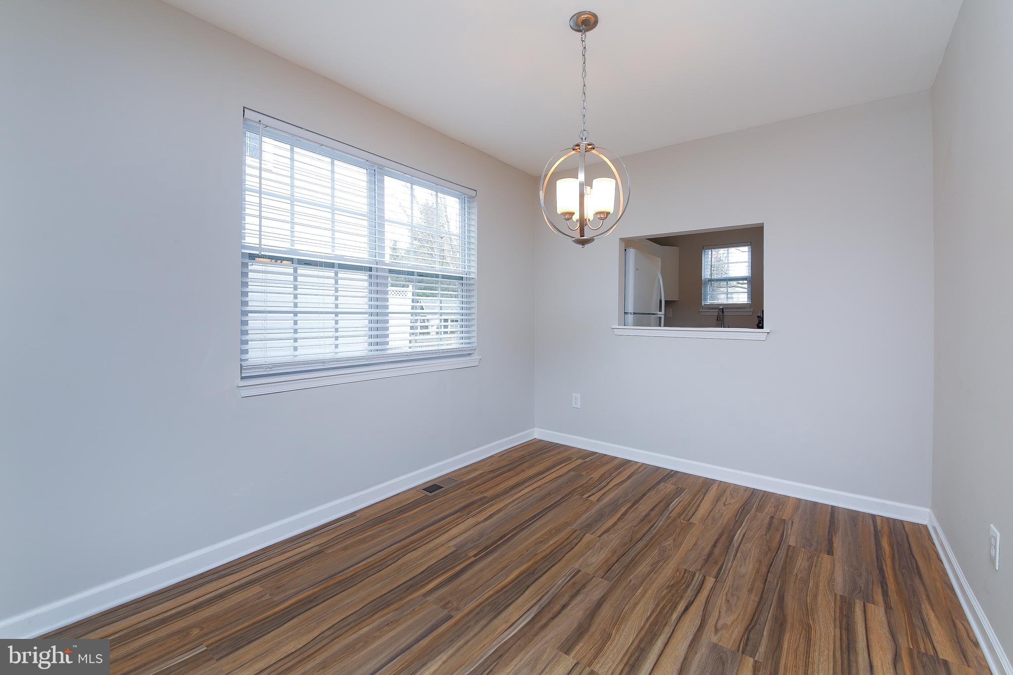 SANDY RIDGE TWINS - Residential Lease