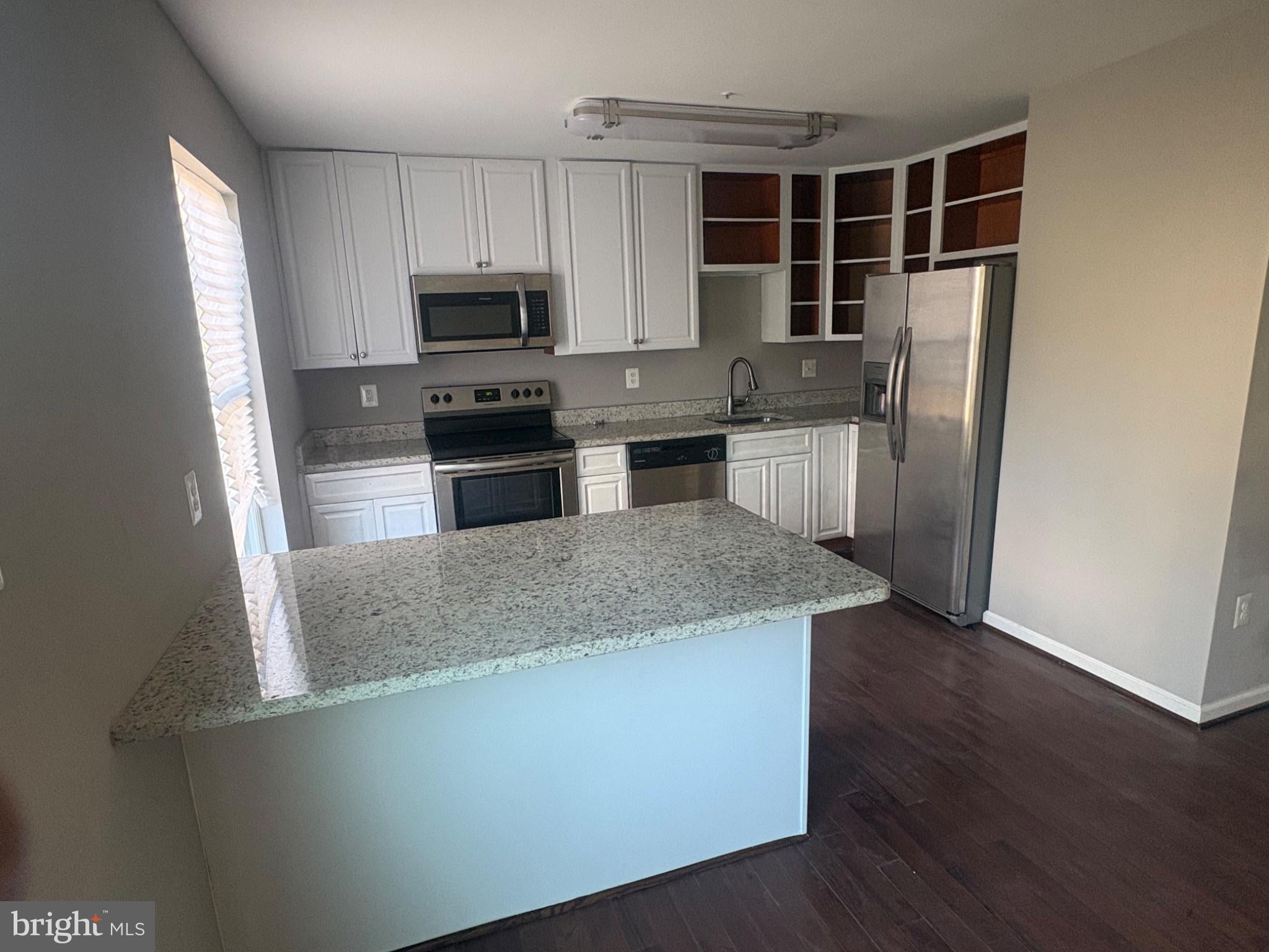 6704 PAULINE COURT