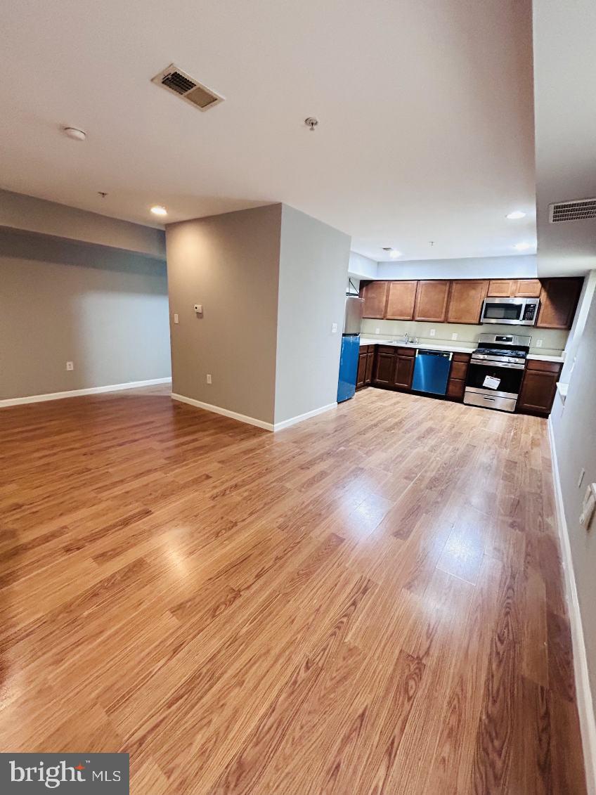 5038 SPRUCE STREET 00