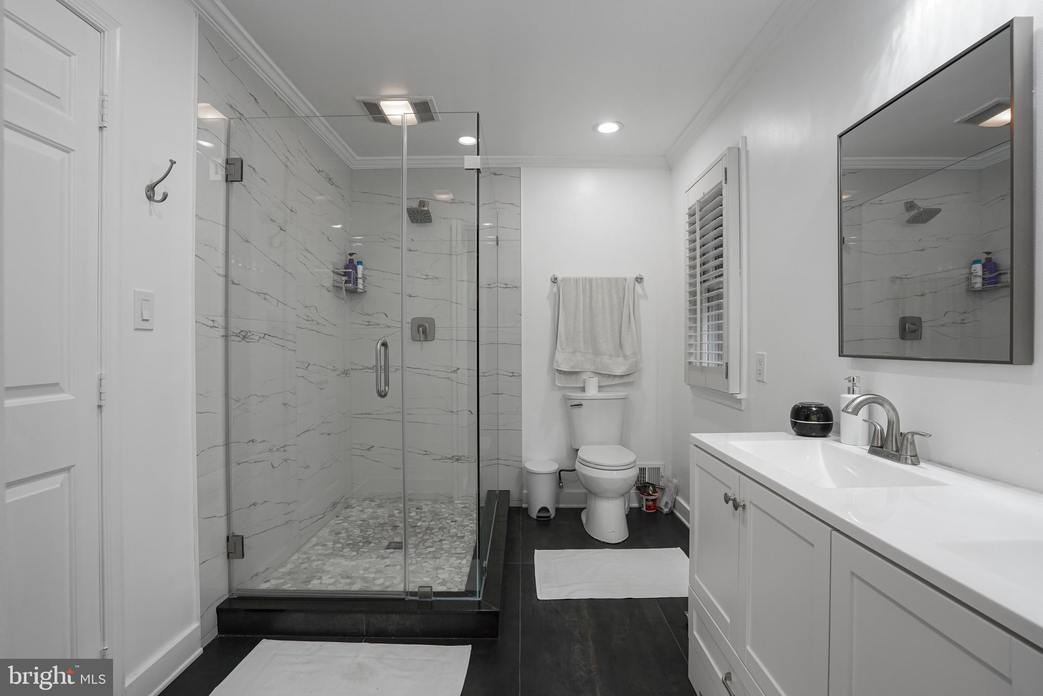 RESTON - Residential