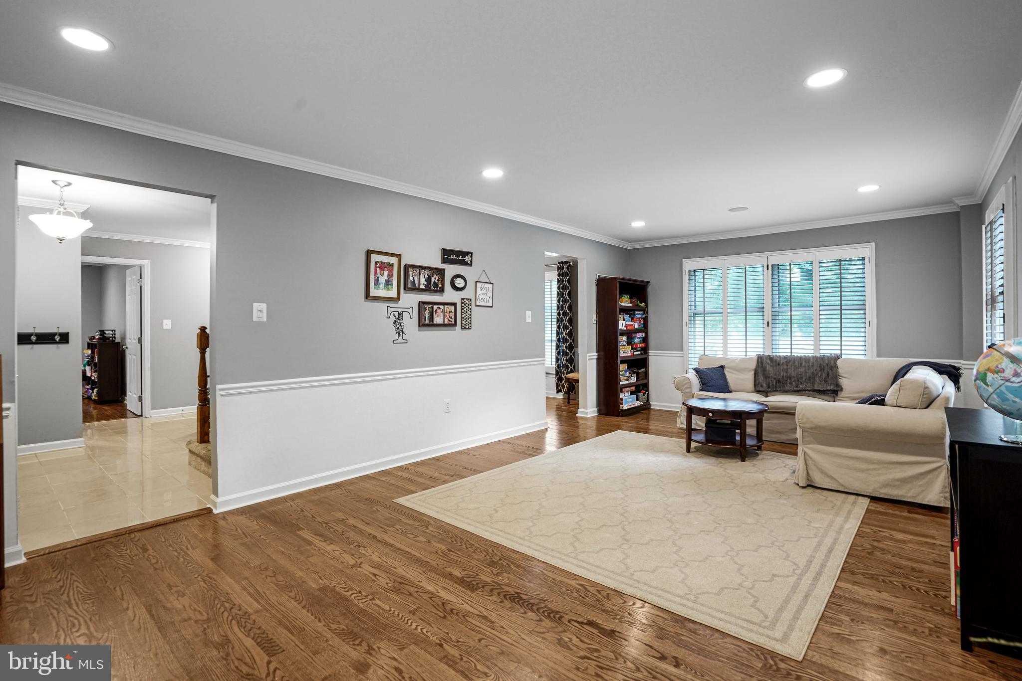 10808 MIDSUMMER DRIVE