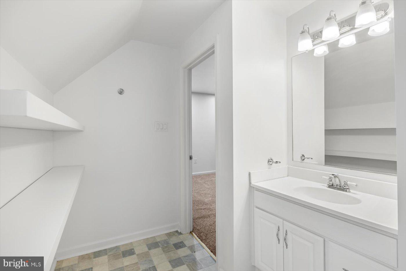 SUMMERS LANDING - Residential