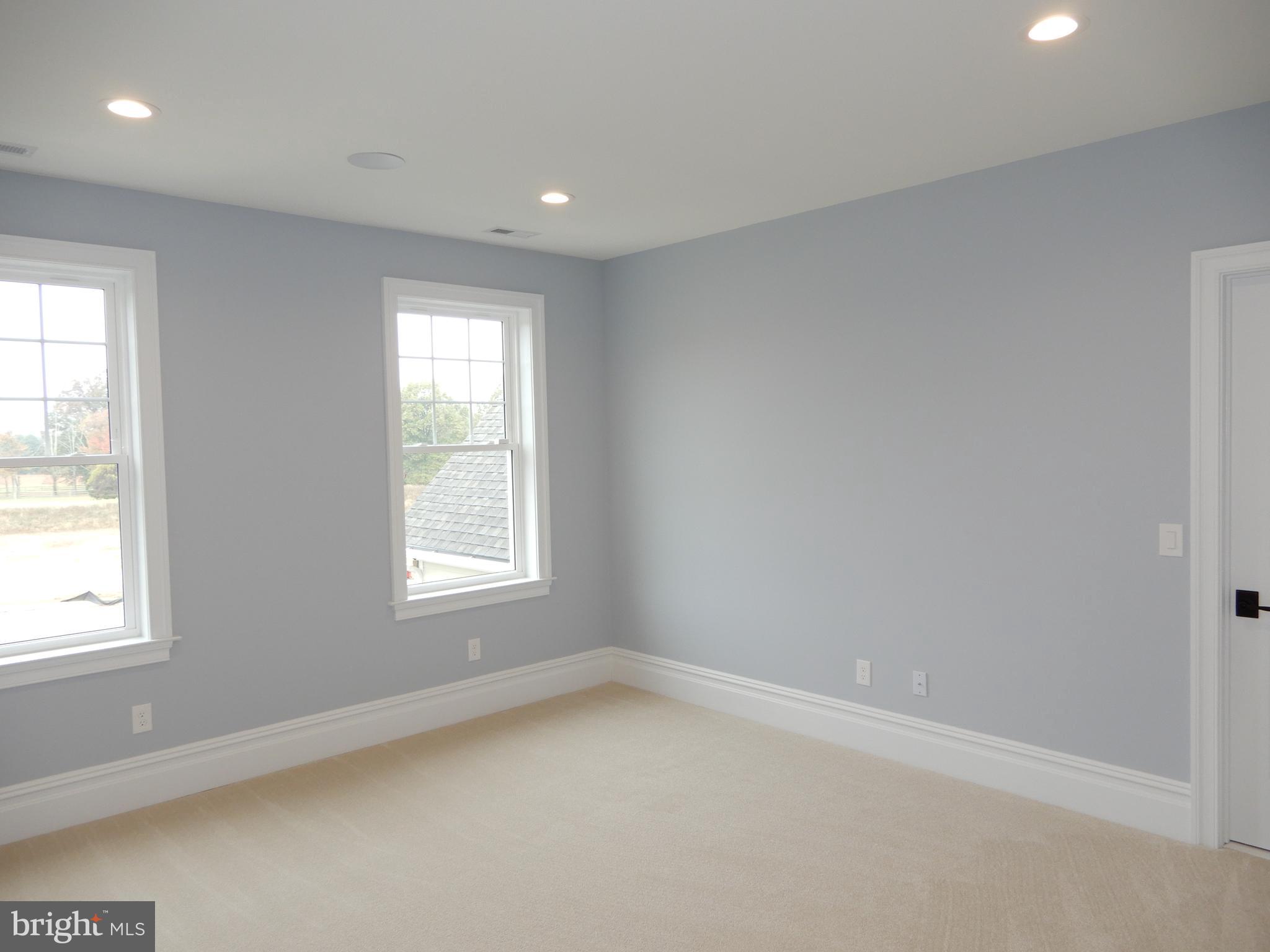 WAVERLY AT NORTHAMPTON - Residential