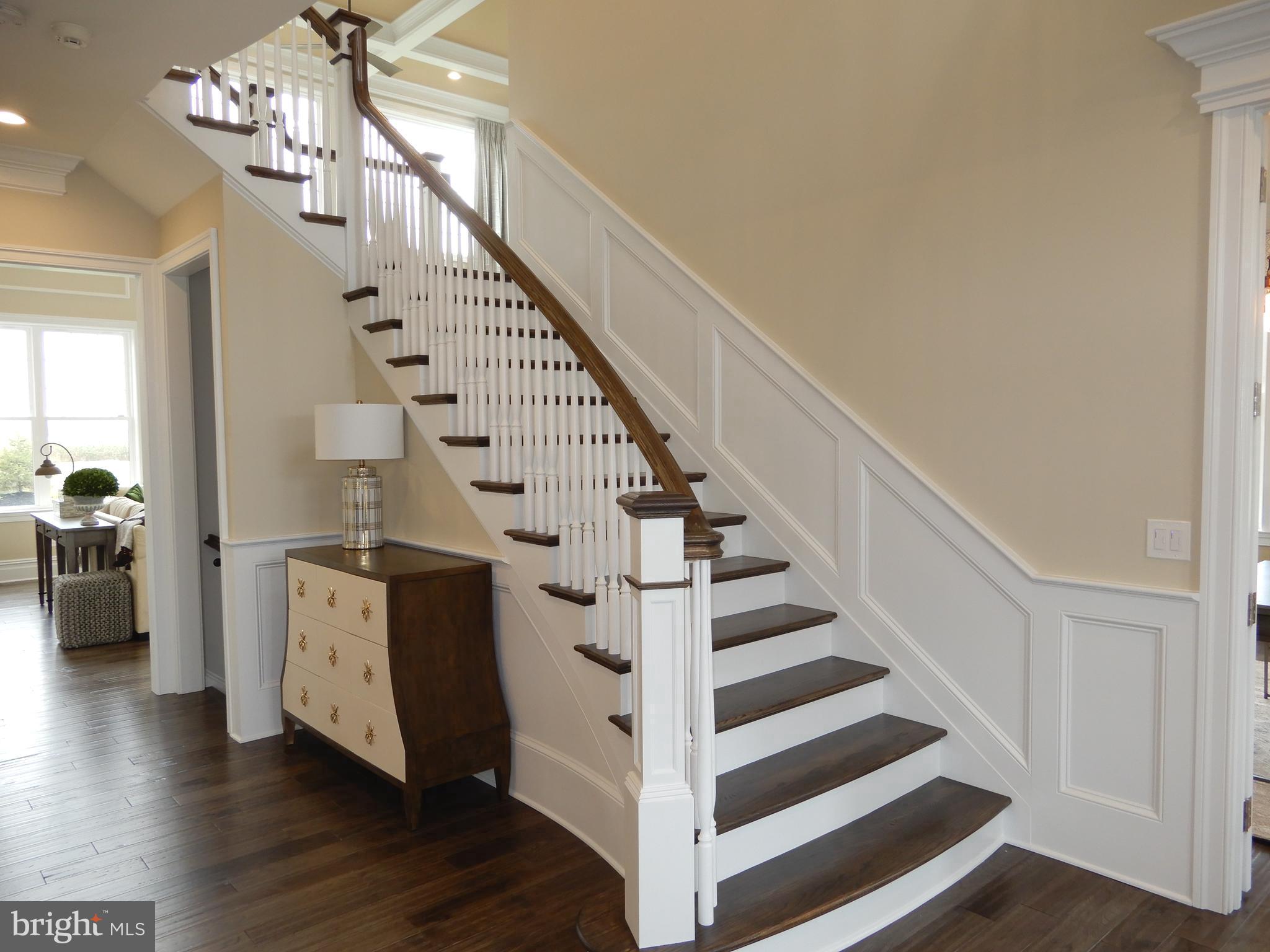 WAVERLY AT NORTHAMPTON - Residential