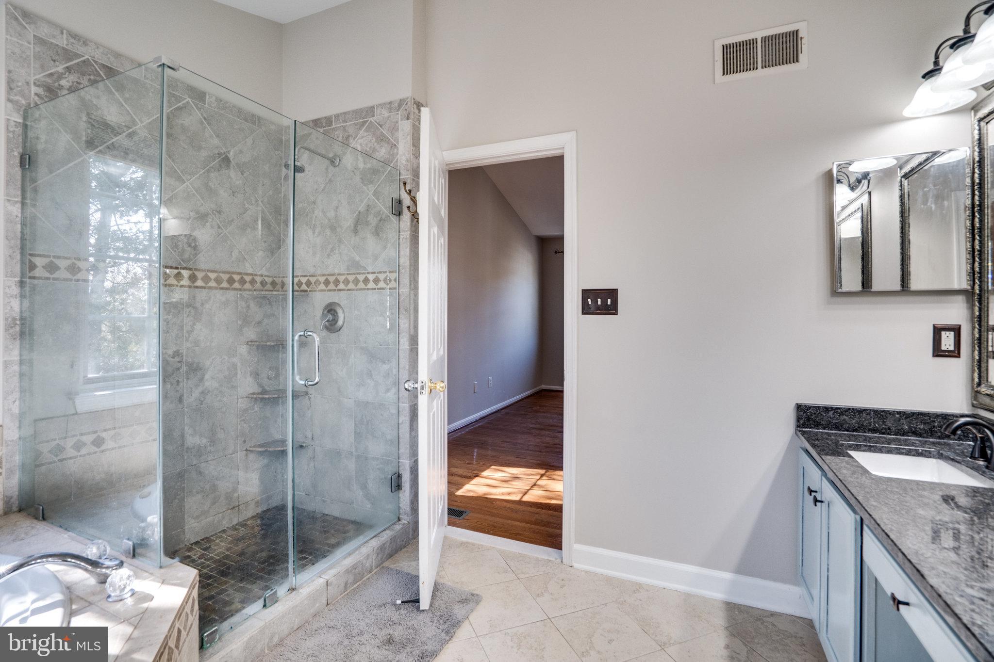 KINGSBROOKE - Residential