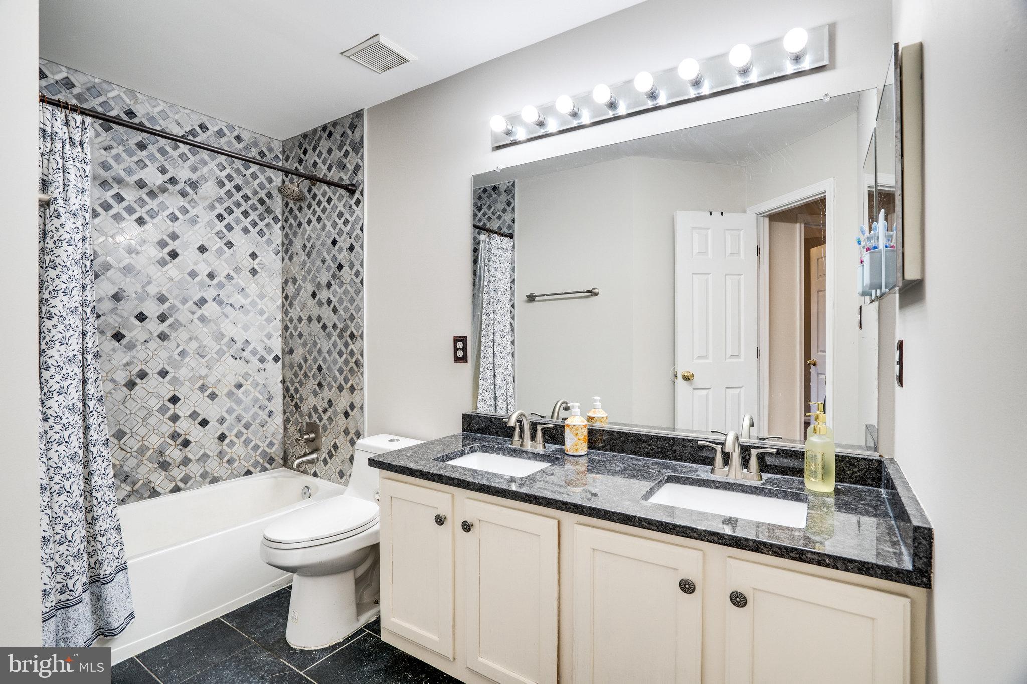 KINGSBROOKE - Residential