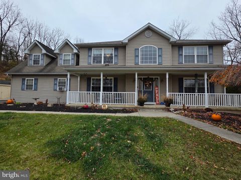 95 BENNS HILL ROAD BANGOR PA 18013