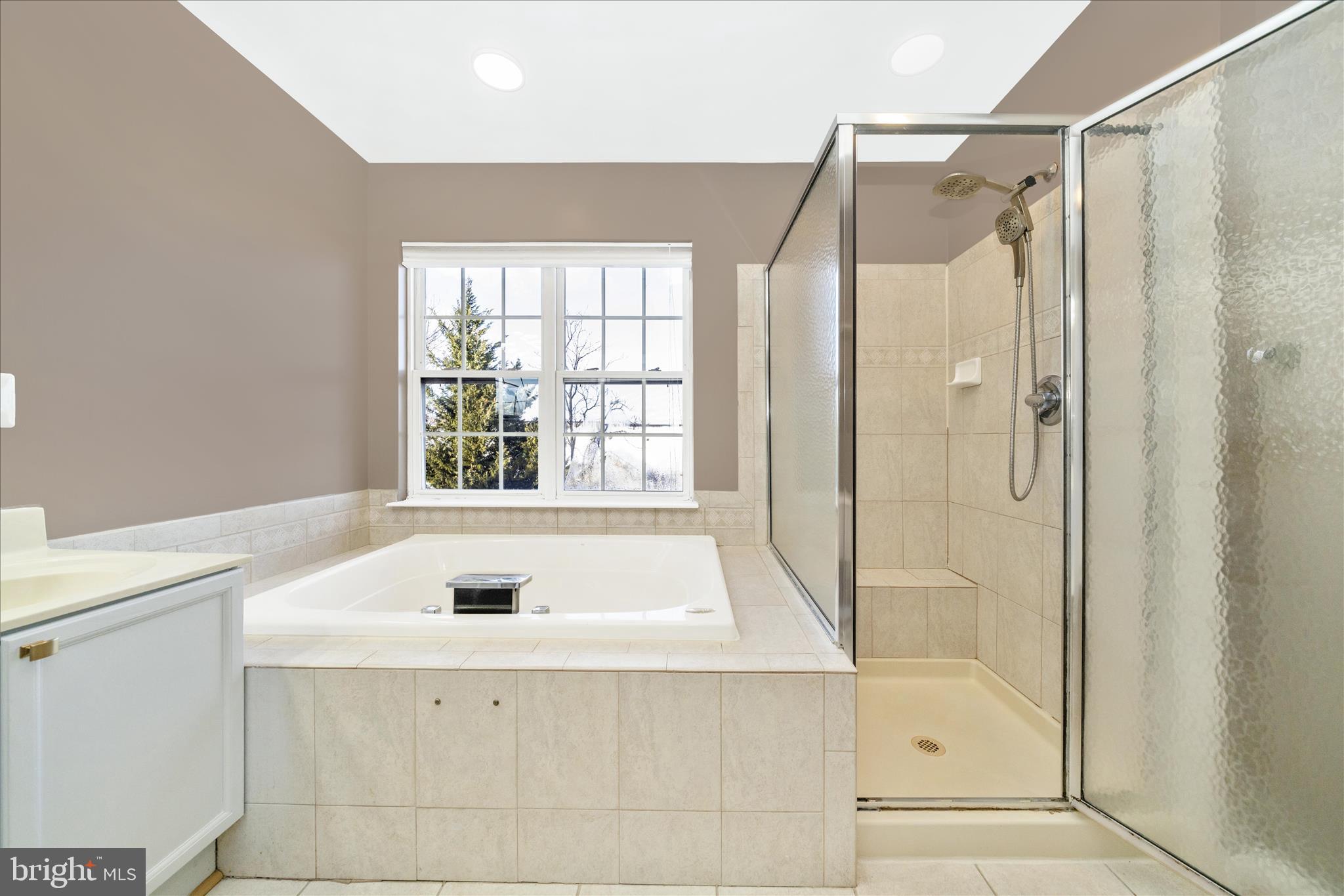 NORTH CROSSING - Residential