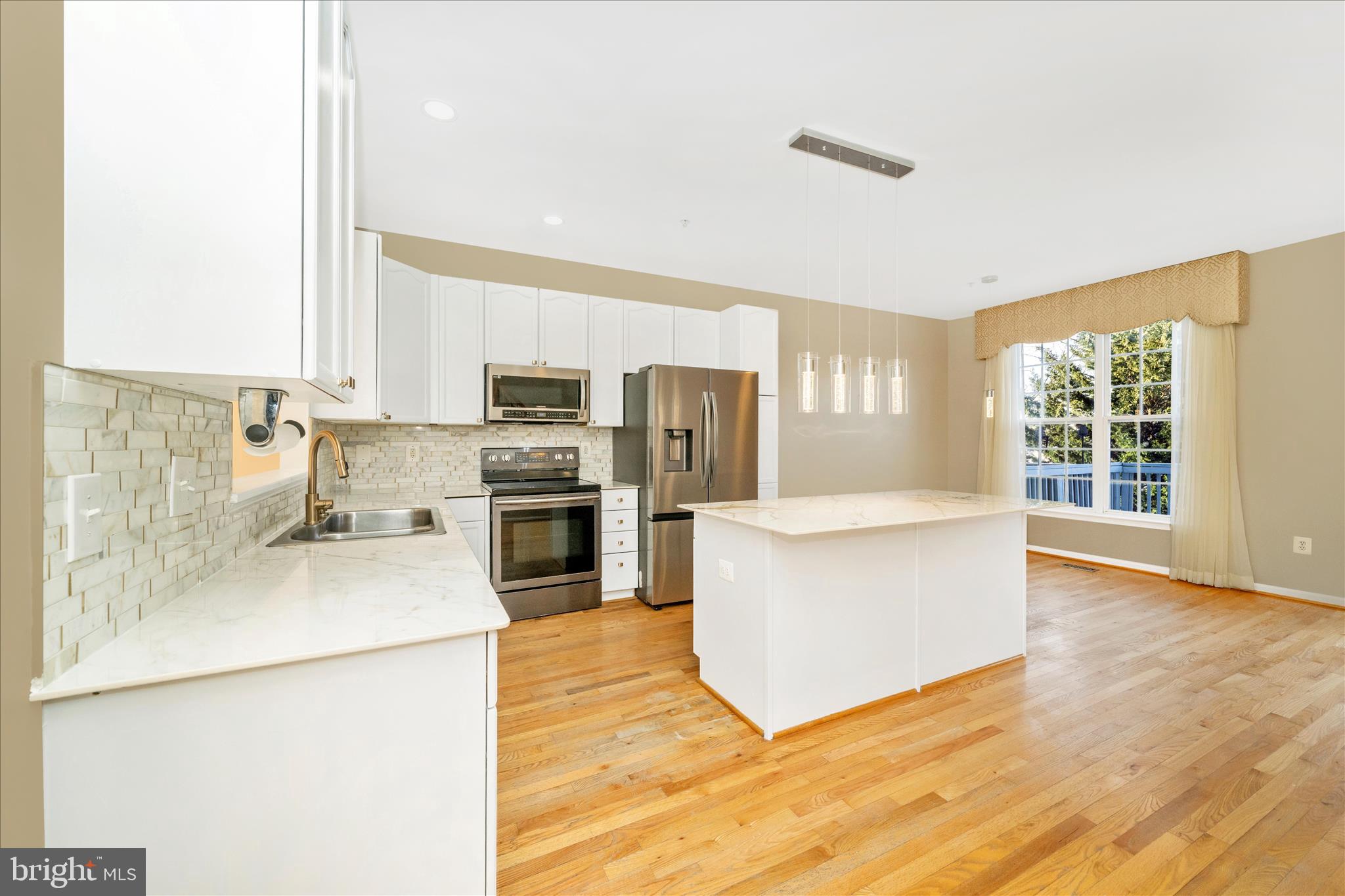 NORTH CROSSING - Residential