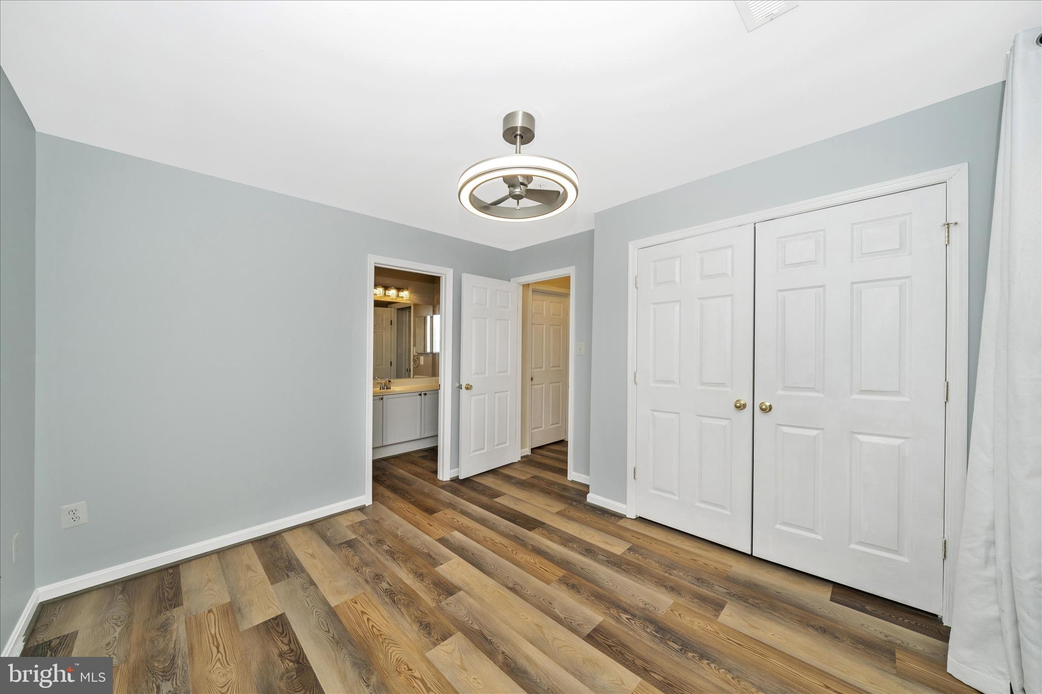 NORTH CROSSING - Residential