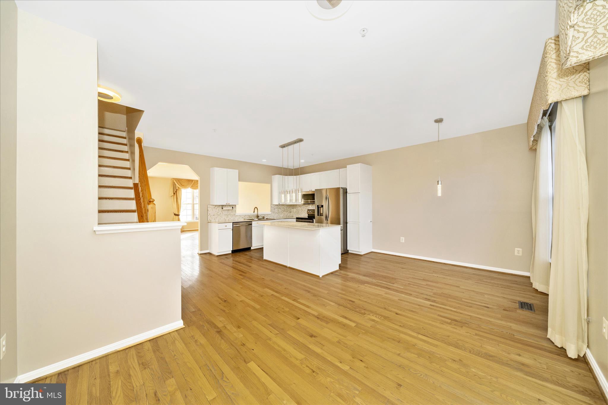 NORTH CROSSING - Residential