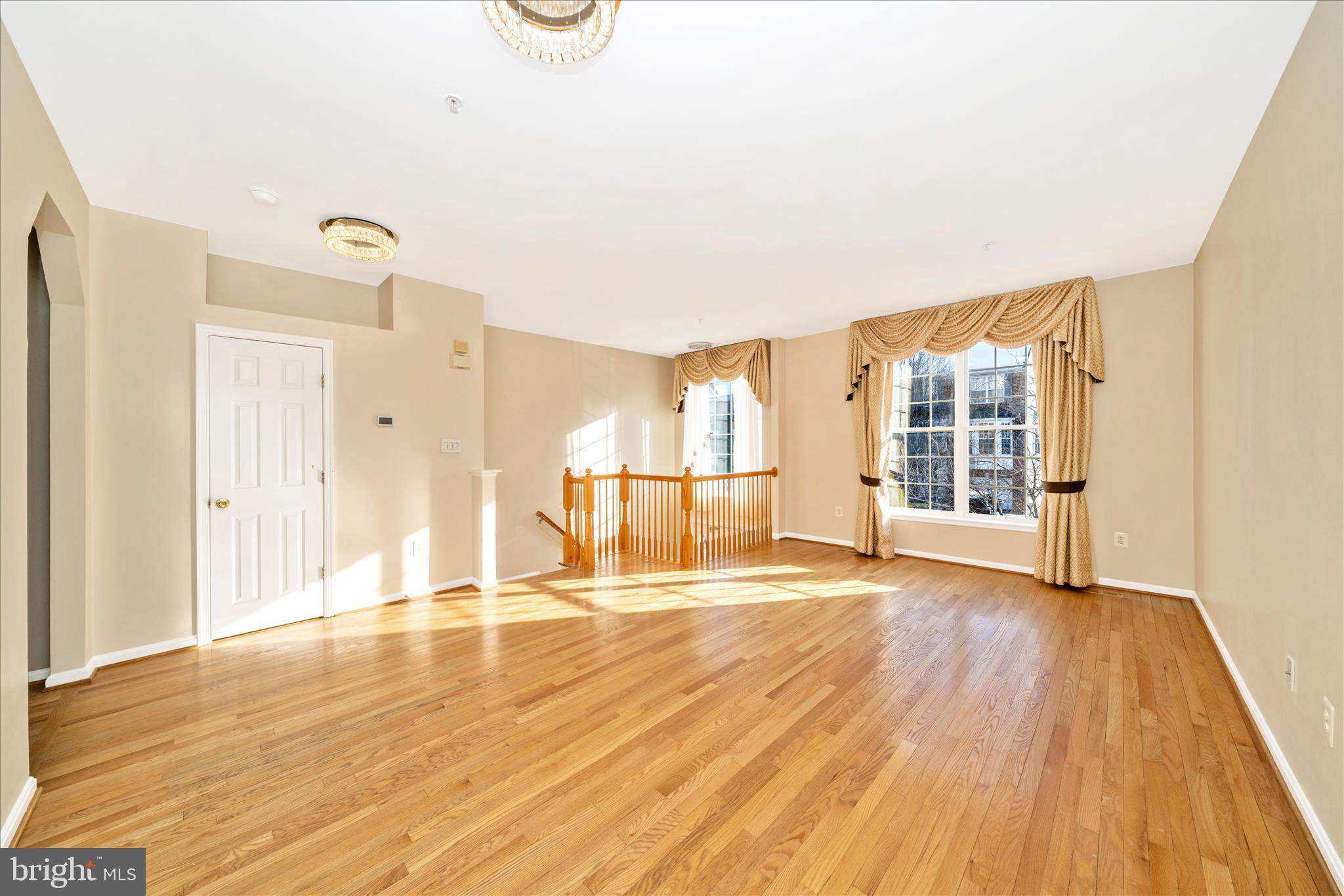 NORTH CROSSING - Residential