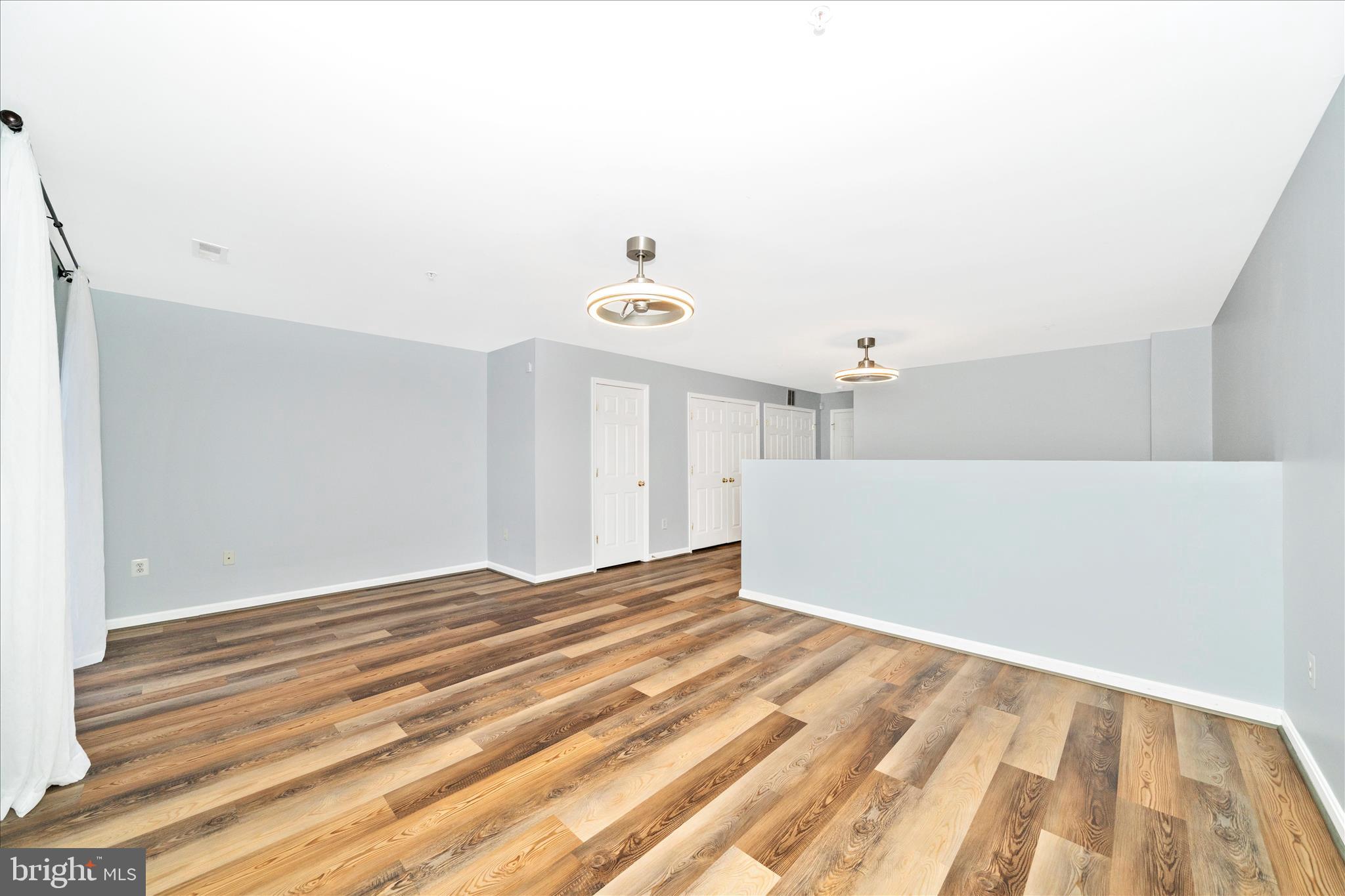 NORTH CROSSING - Residential