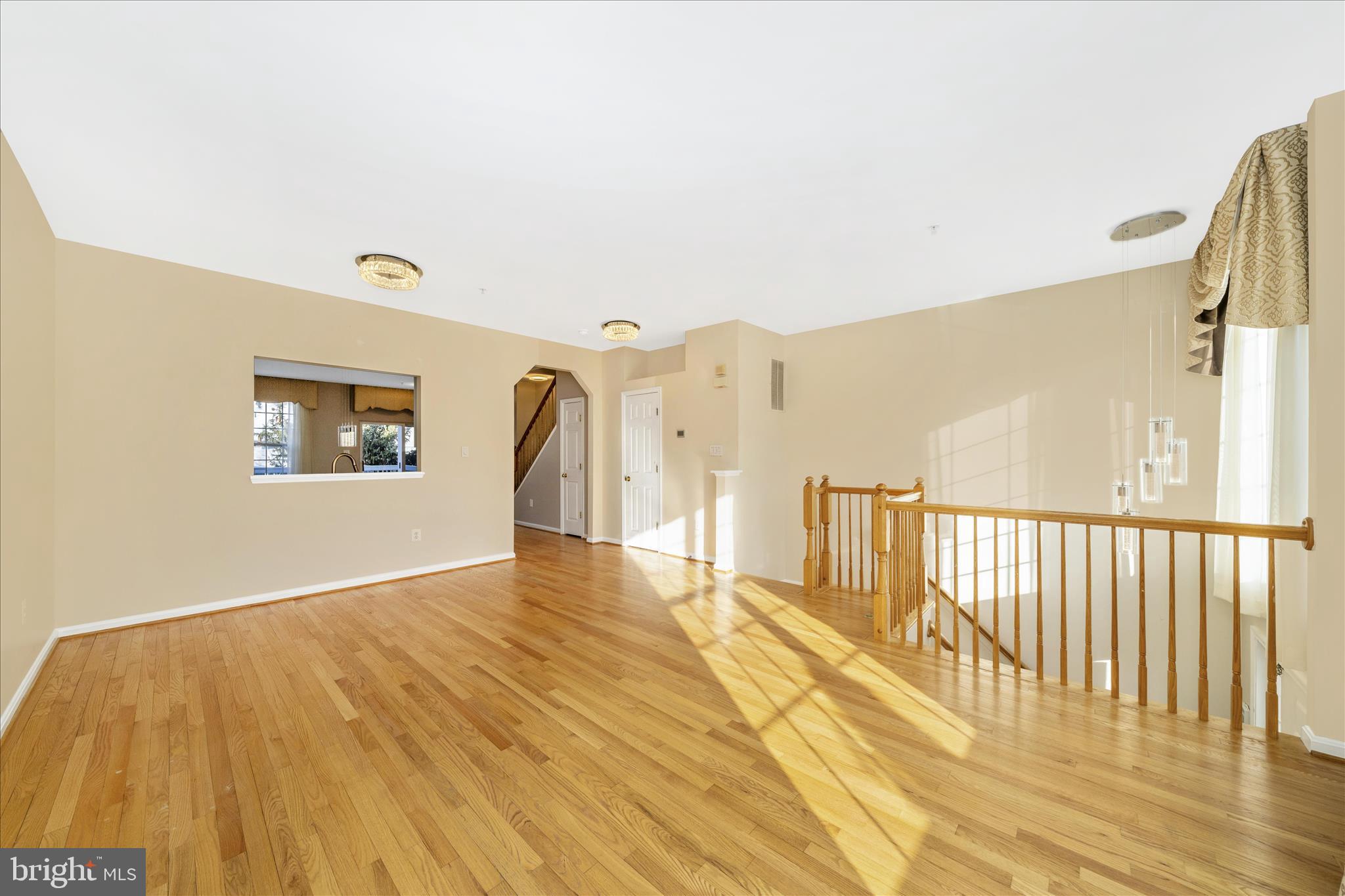 NORTH CROSSING - Residential