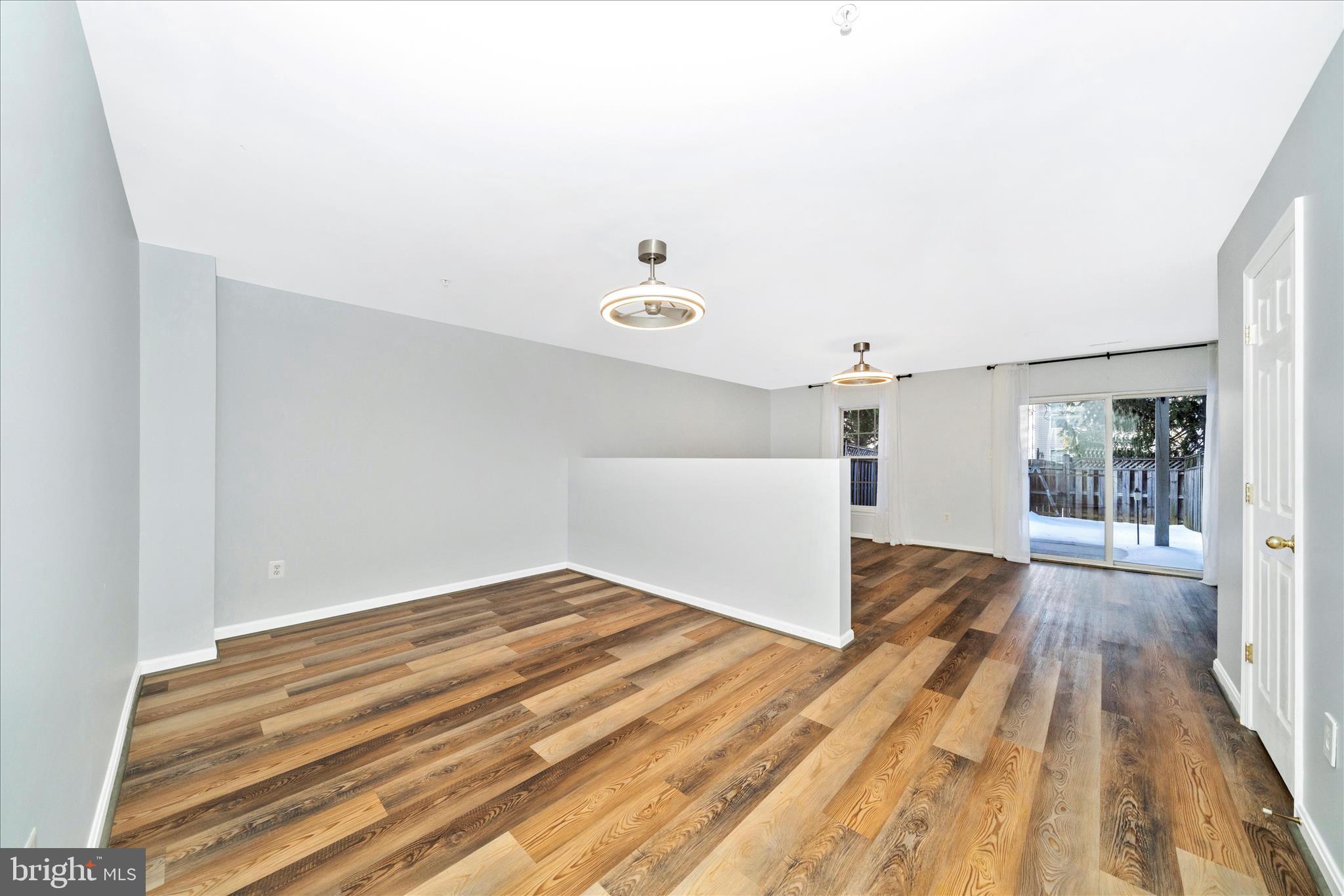 NORTH CROSSING - Residential