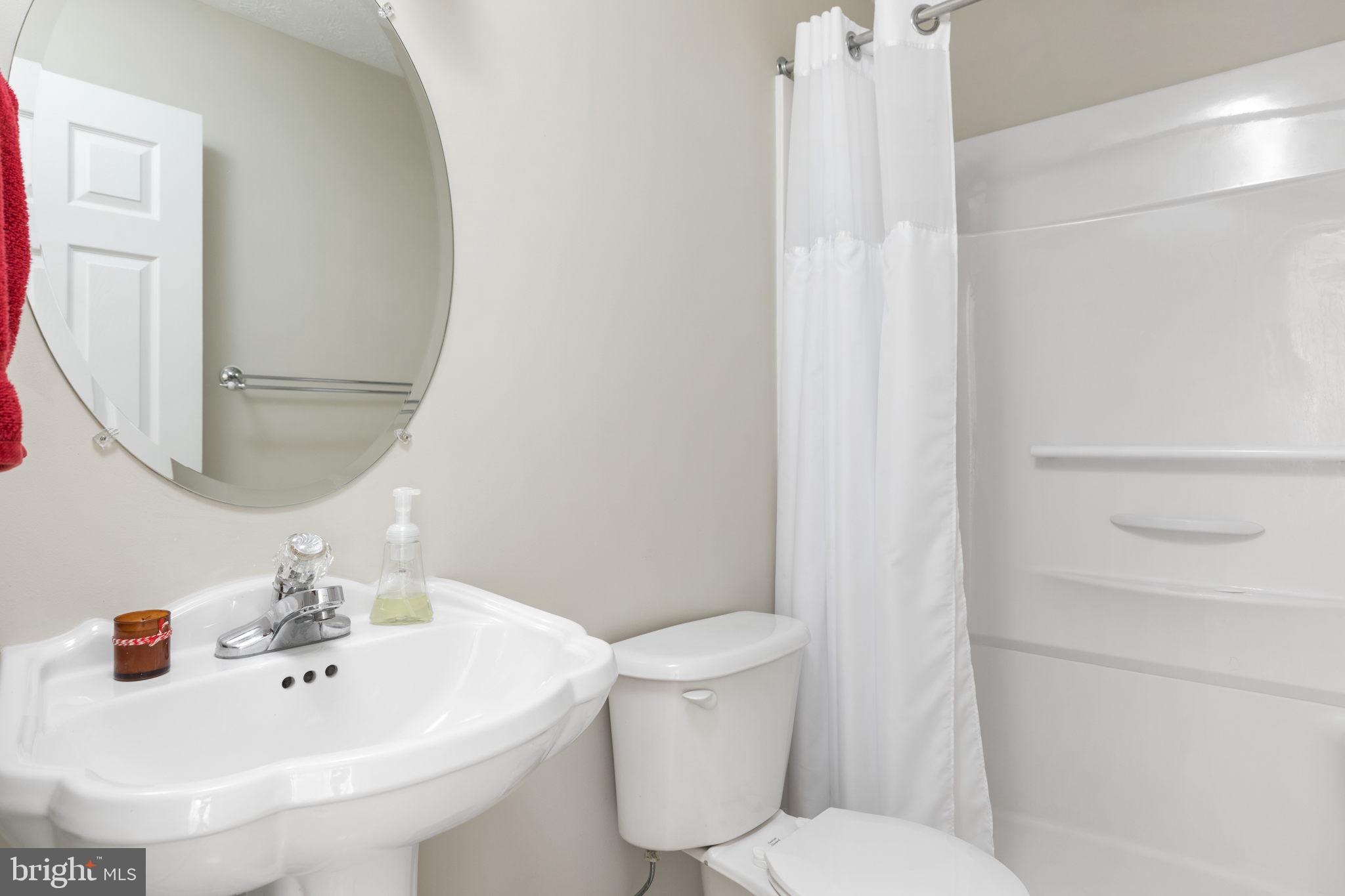 MADISON HEIGHTS - Residential