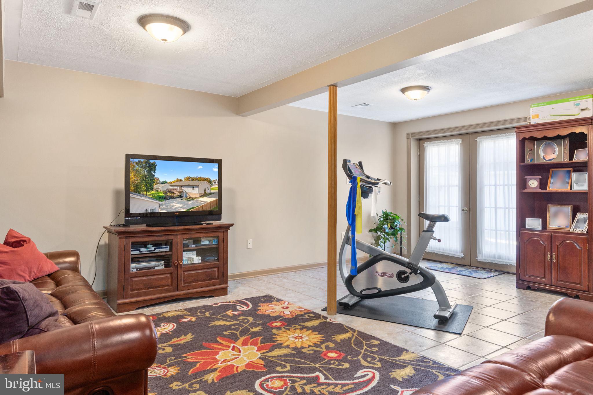 MADISON HEIGHTS - Residential