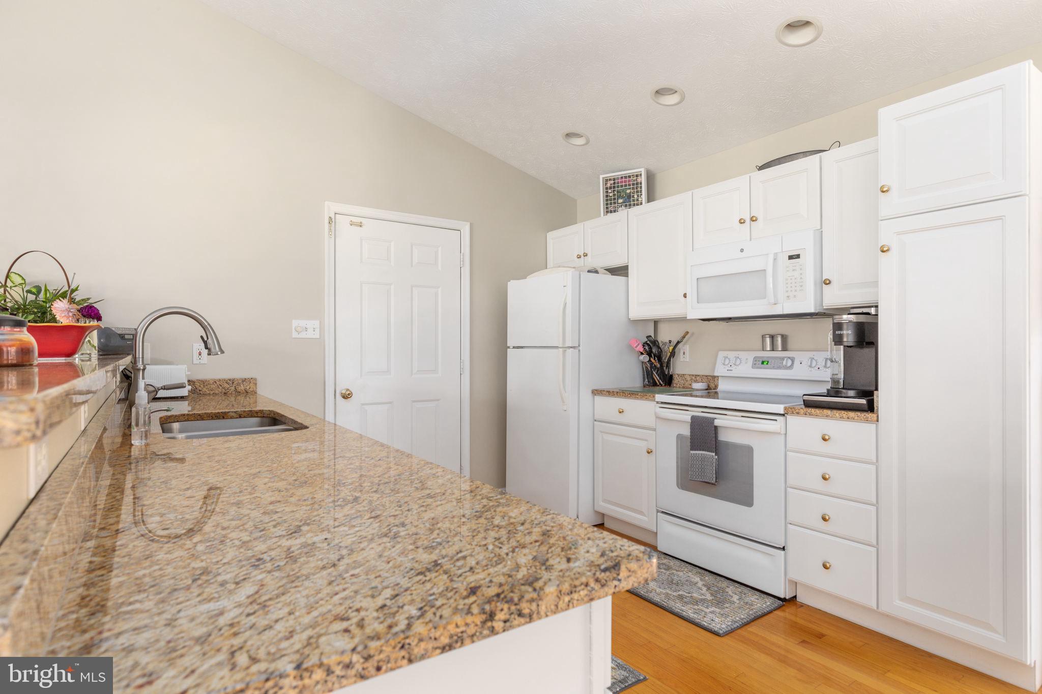 MADISON HEIGHTS - Residential