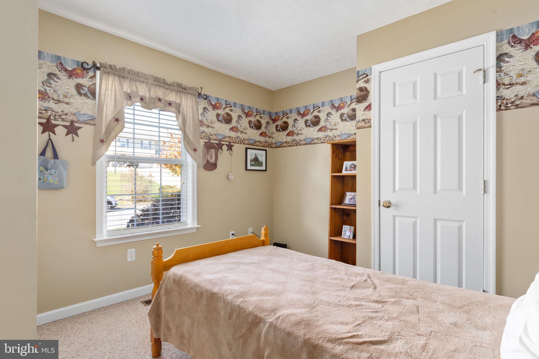 MADISON HEIGHTS - Residential