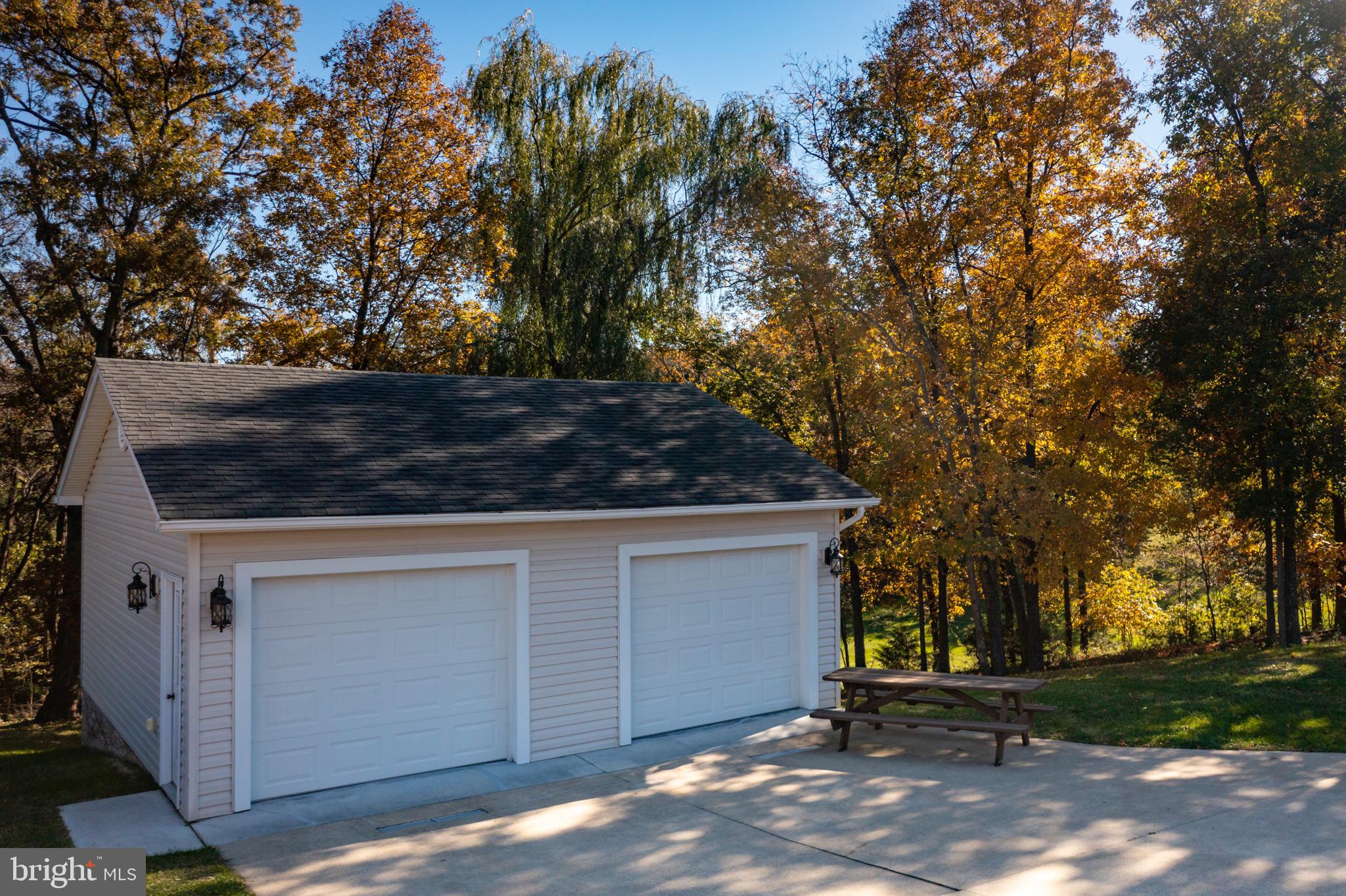 MADISON HEIGHTS - Residential