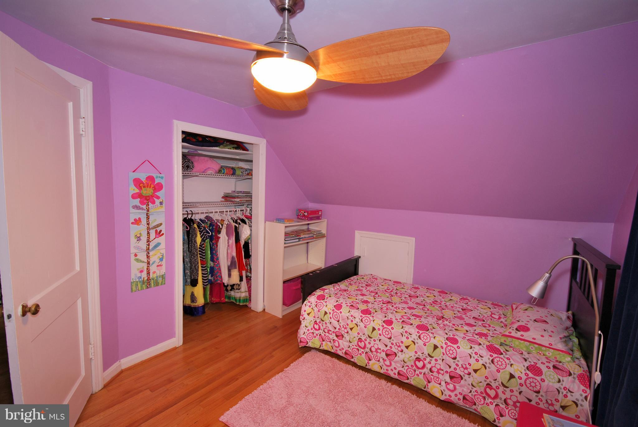 MCDONALD KNOLLS - Residential Lease