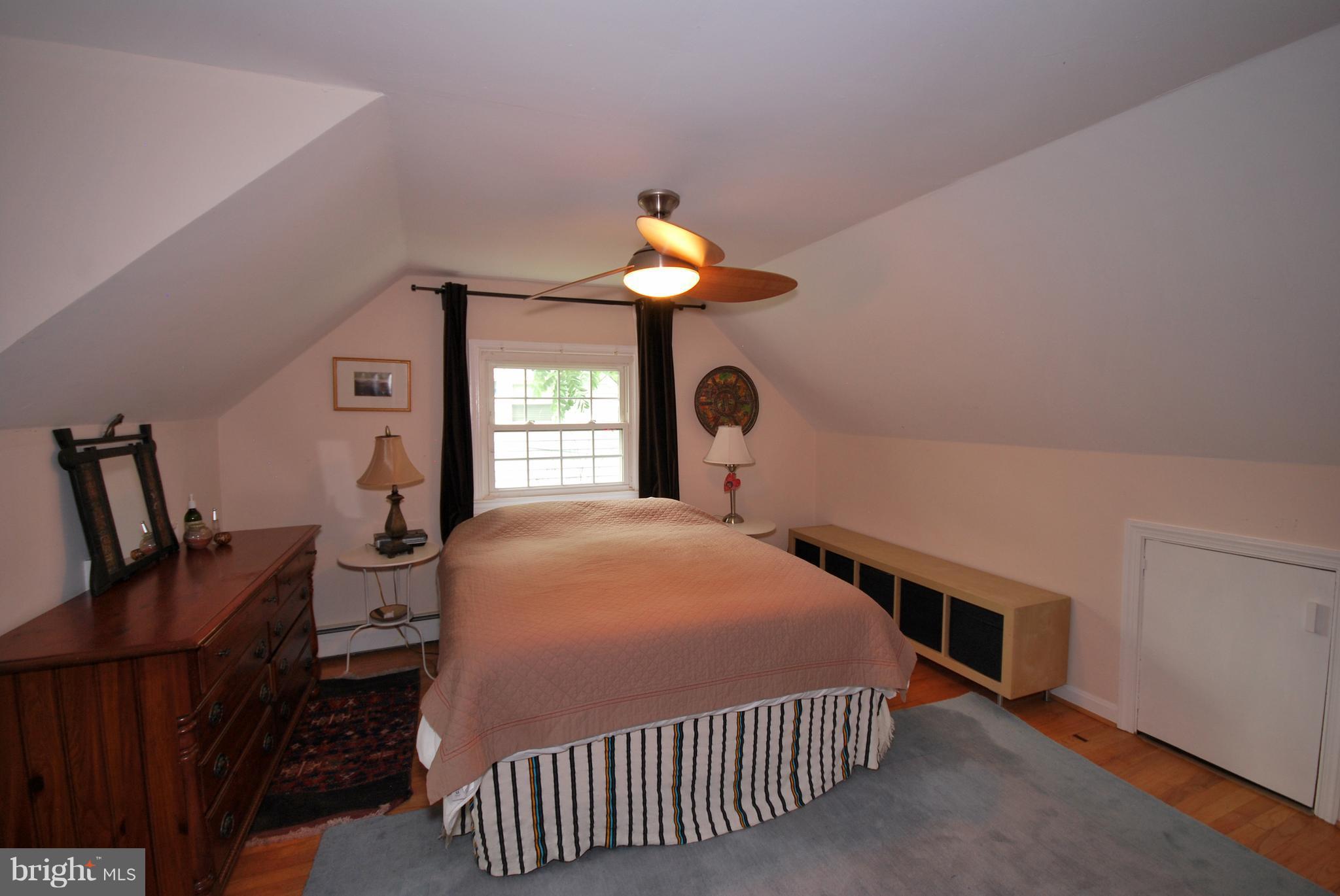 MCDONALD KNOLLS - Residential Lease