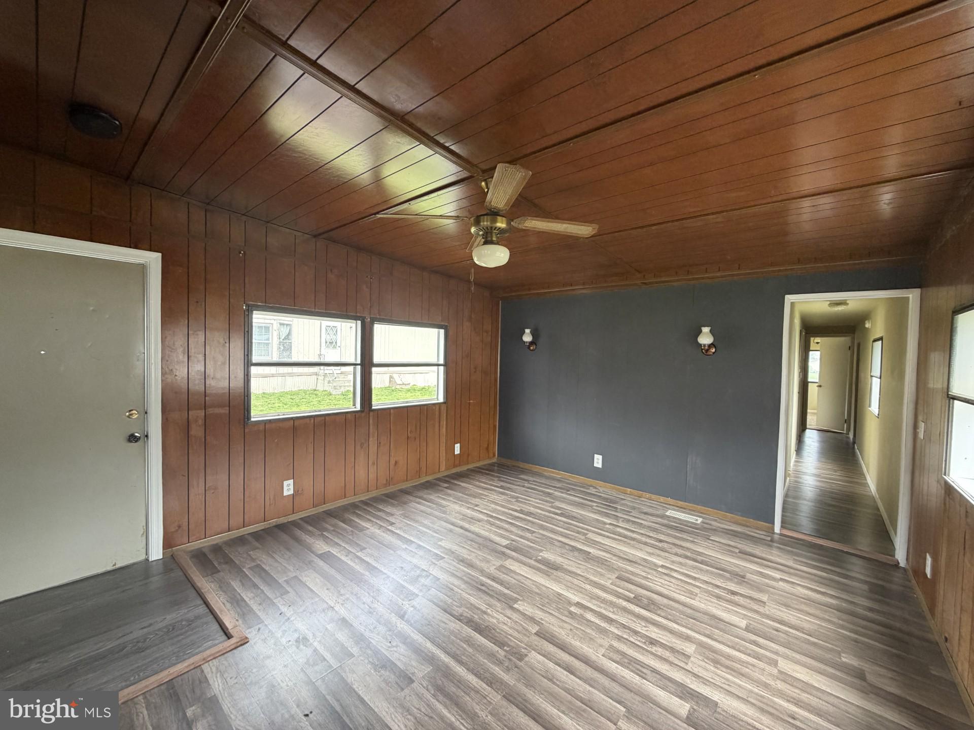 MIDDLESEX TWP - Residential