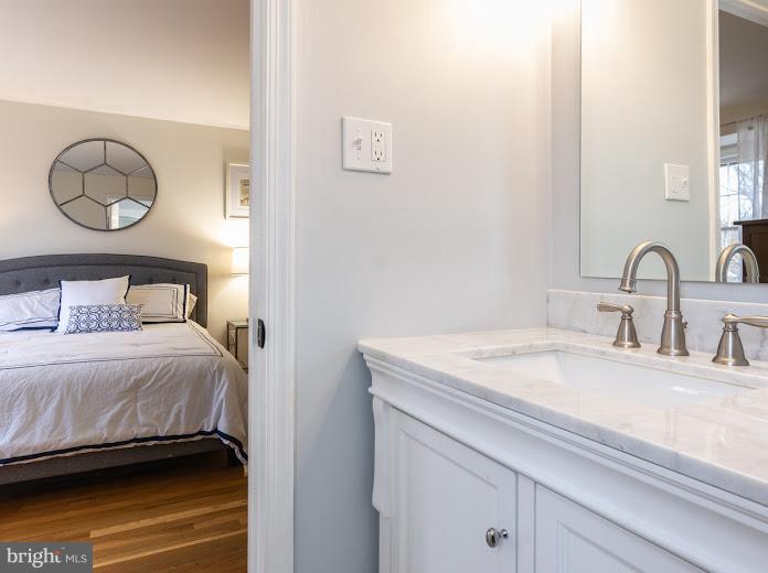 WESTMORELAND SQUARE - Residential