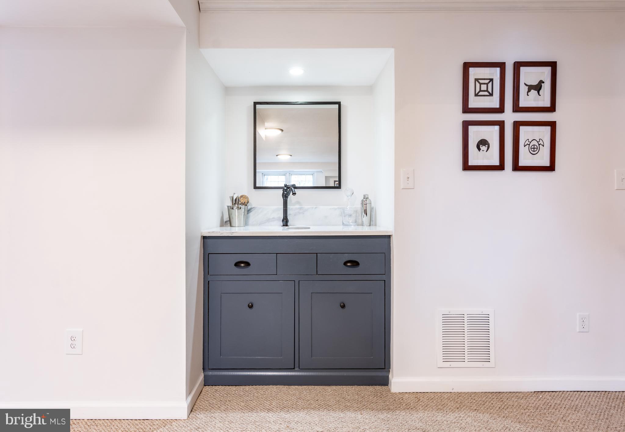 WESTMORELAND SQUARE - Residential