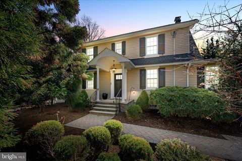 Homes For Sale - 2302 Foulk Road<br/> New Castle County, WILMINGTON, DE 19810