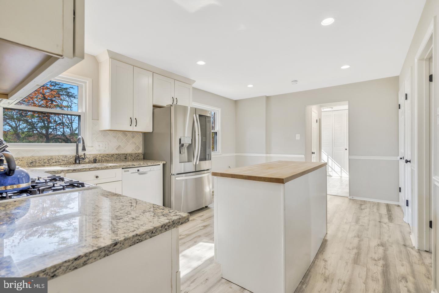 SPRINGBROOK FOREST - Residential Lease