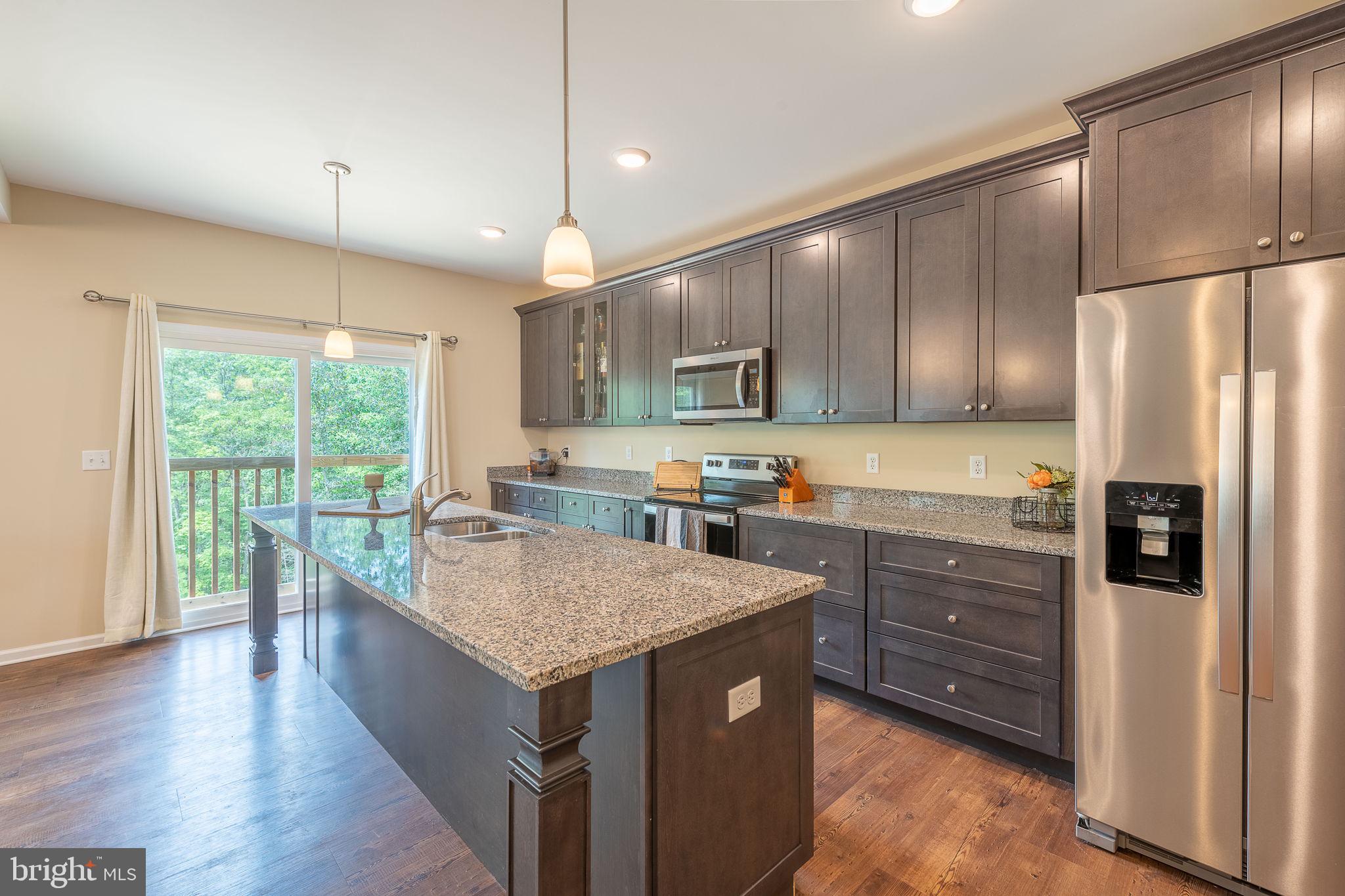 CHESTNUT HILL ESTATES - Residential