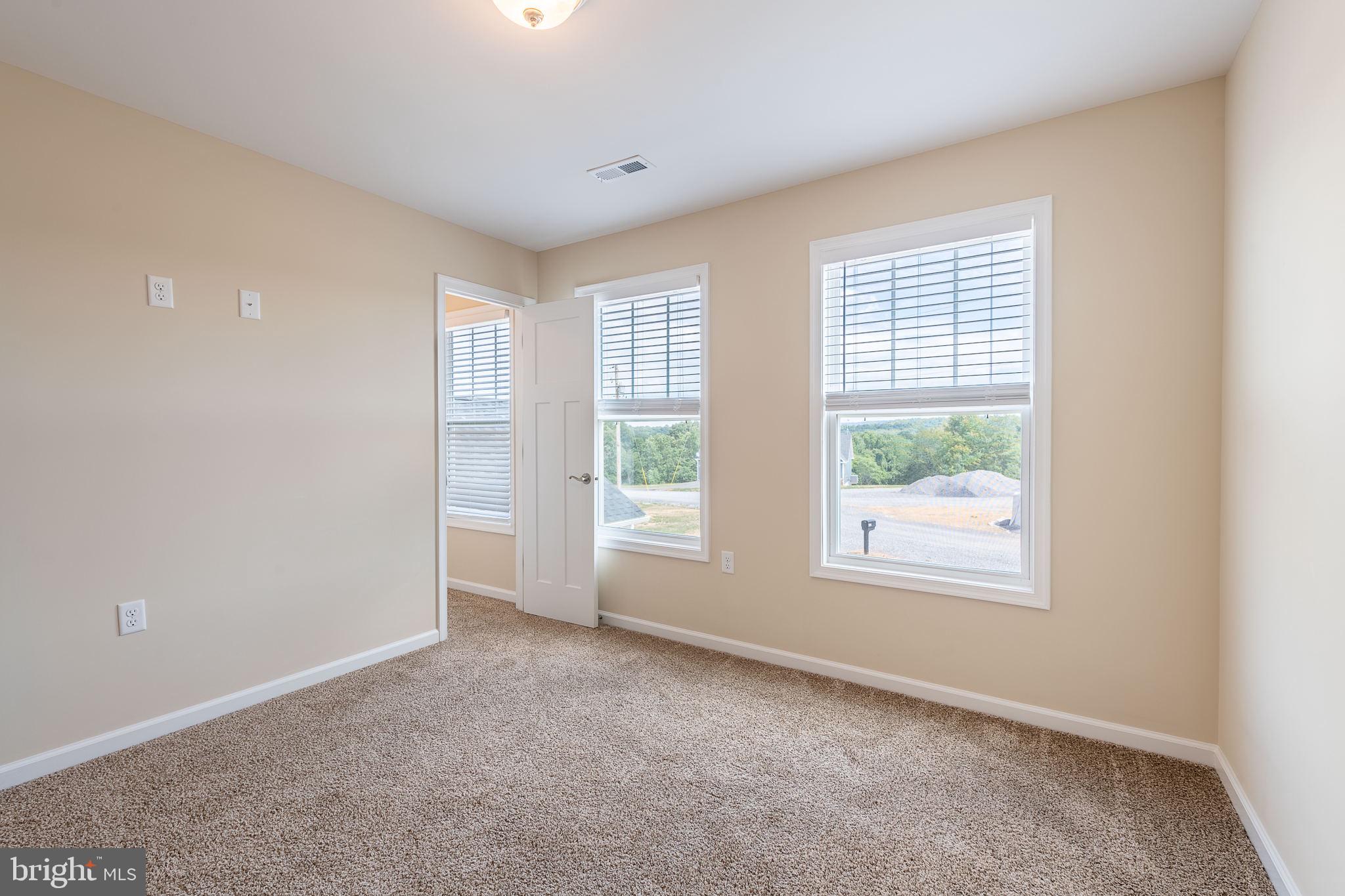 CHESTNUT HILL ESTATES - Residential